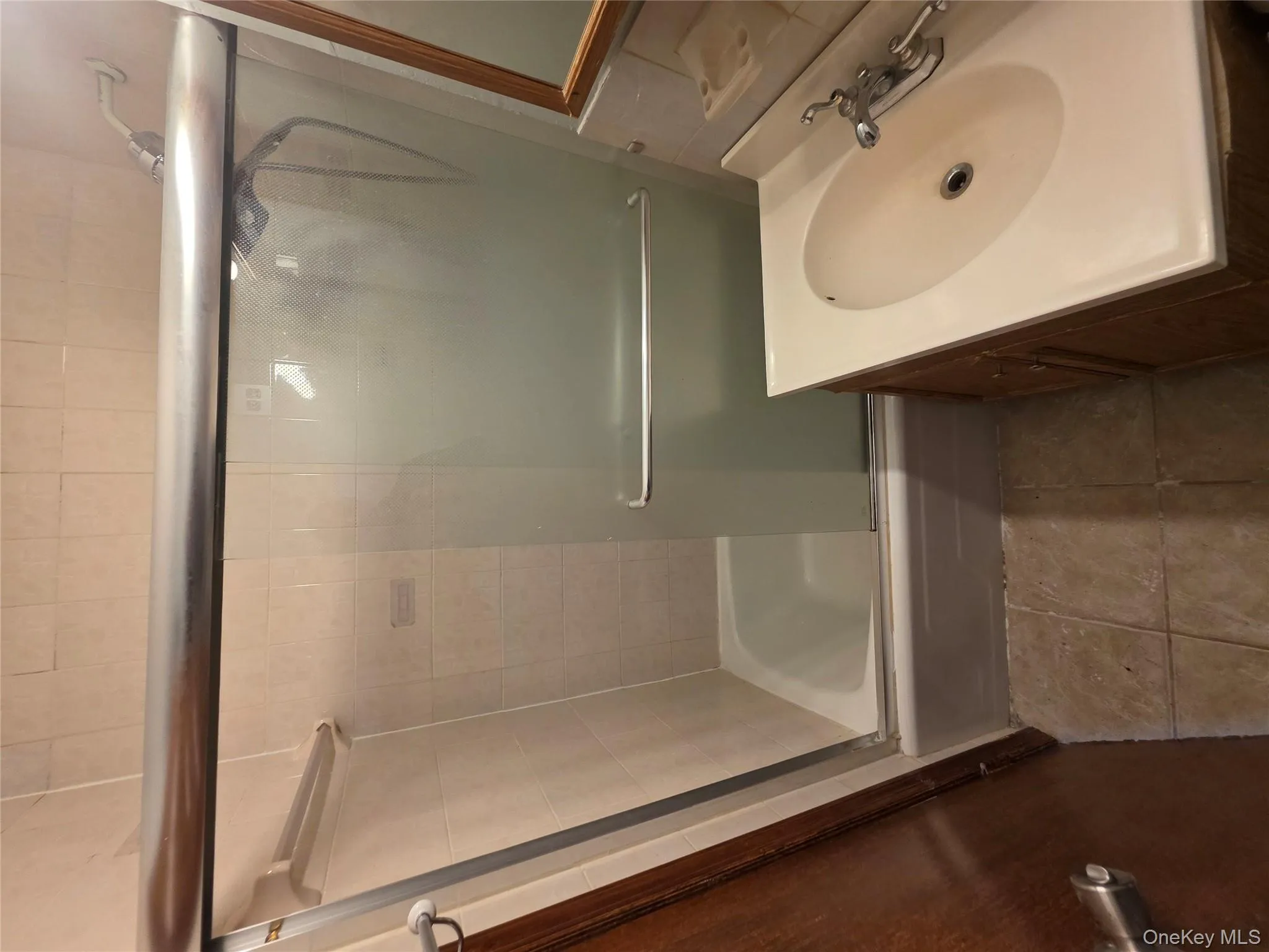 1020 Grand Concourse, New York, NY, 1 Bedroom Bedrooms, 5 Rooms Rooms,1 BathroomBathrooms,Residential Lease,For Rent,Grand Concourse,0,966001 1020 Grand Concourse, New York, NY, 1 Bedroom Bedrooms, 5 Rooms Rooms,1 BathroomBathrooms,Residential Lease,For Rent,Grand Concourse,0,966001