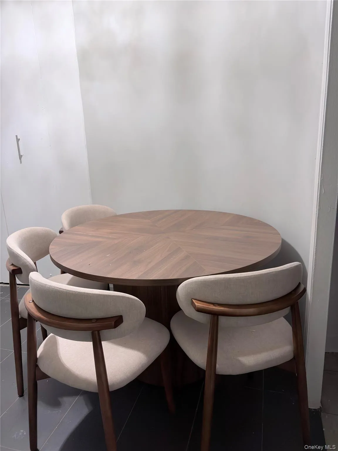 1020 Grand Concourse, New York, NY, 1 Bedroom Bedrooms, 5 Rooms Rooms,1 BathroomBathrooms,Residential Lease,For Rent,Grand Concourse,0,966001 1020 Grand Concourse, New York, NY, 1 Bedroom Bedrooms, 5 Rooms Rooms,1 BathroomBathrooms,Residential Lease,For Rent,Grand Concourse,0,966001