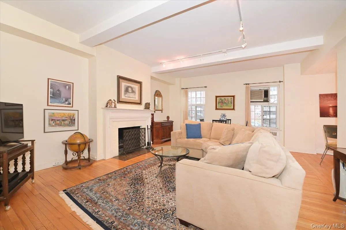 Large Living Room with Fireplace Large Living Room with Fireplace