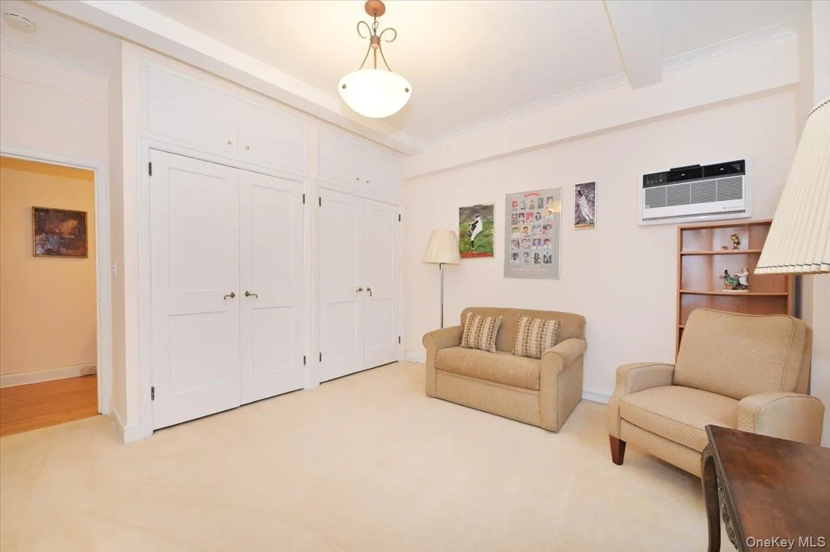 2nd Bedroom with Renovated En-Suite Full Bath 2nd Bedroom with Renovated En-Suite Full Bath