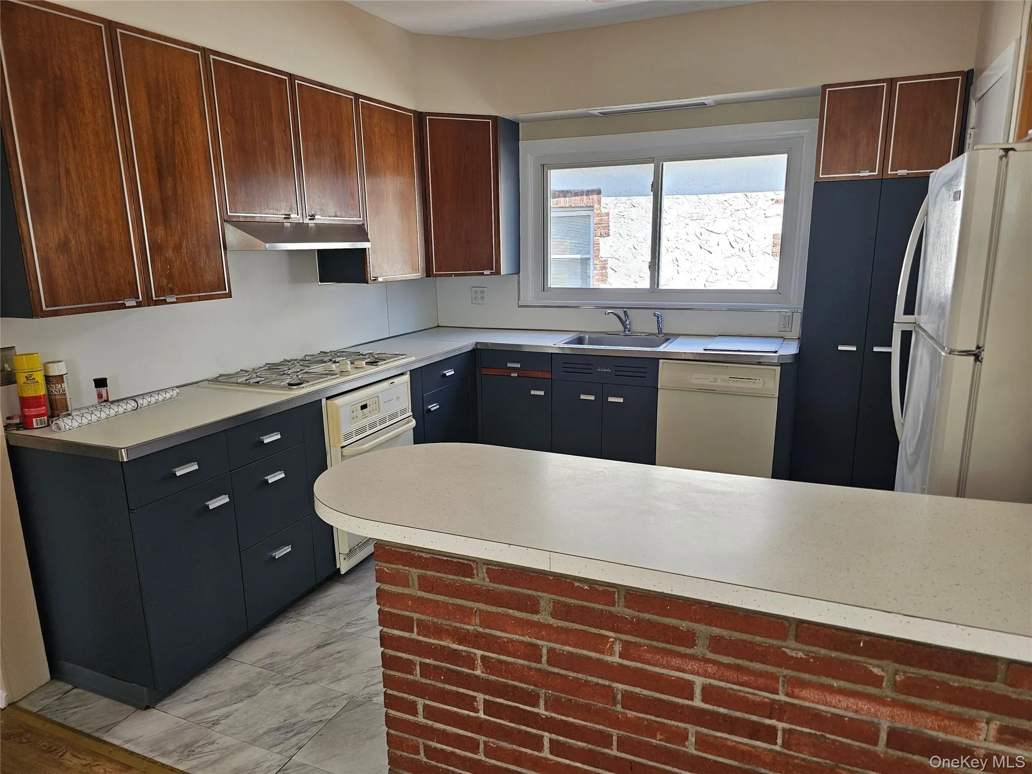 65 Belmont Avenue, Yonkers, NY, 2 Bedrooms Bedrooms, 6 Rooms Rooms,1 BathroomBathrooms,Residential Lease,For Rent,Belmont,0,966016 65 Belmont Avenue, Yonkers, NY, 2 Bedrooms Bedrooms, 6 Rooms Rooms,1 BathroomBathrooms,Residential Lease,For Rent,Belmont,0,966016