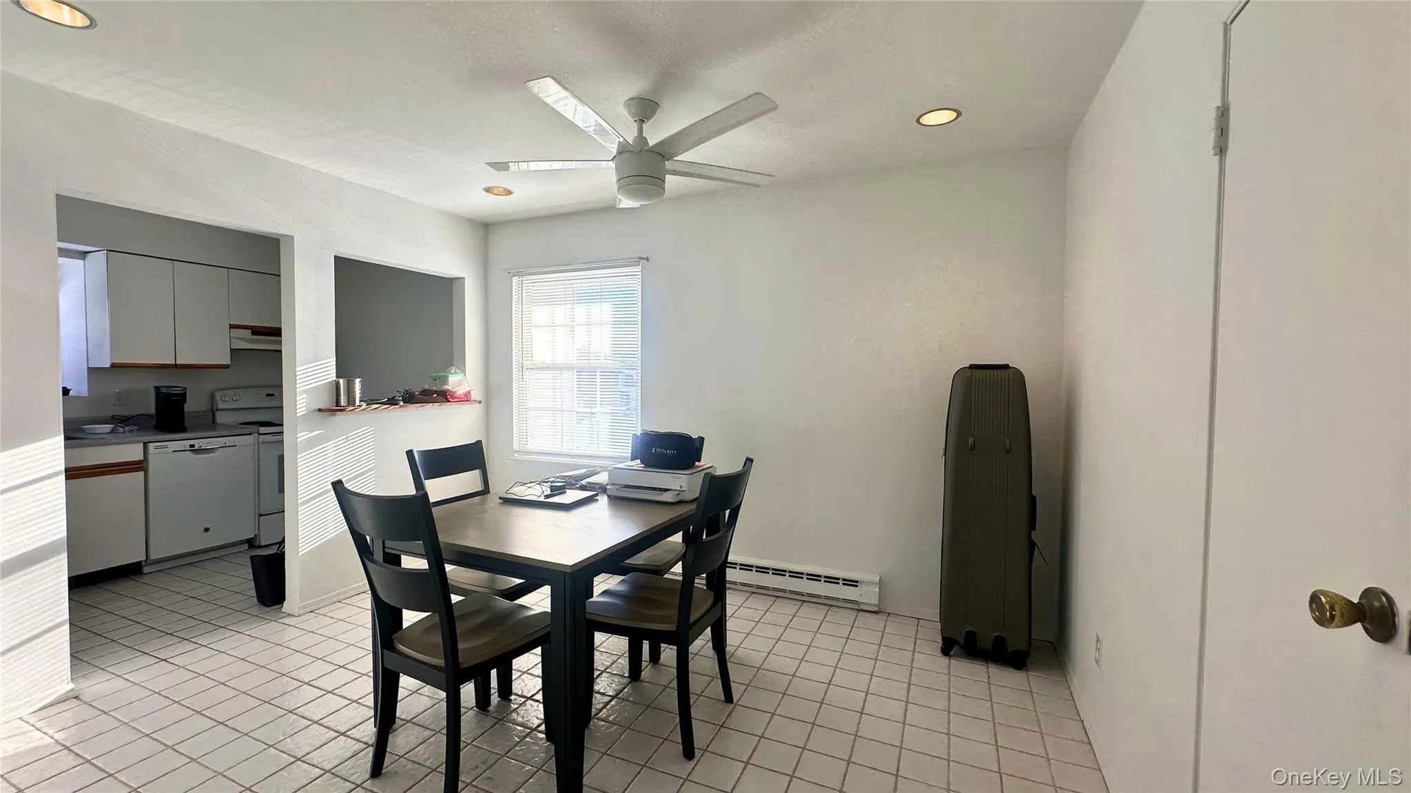 OVERHEAD LIGHT, CEILING FAN, WALKIN CLOSET, TILE, WINDOW OVERHEAD LIGHT, CEILING FAN, WALKIN CLOSET, TILE, WINDOW