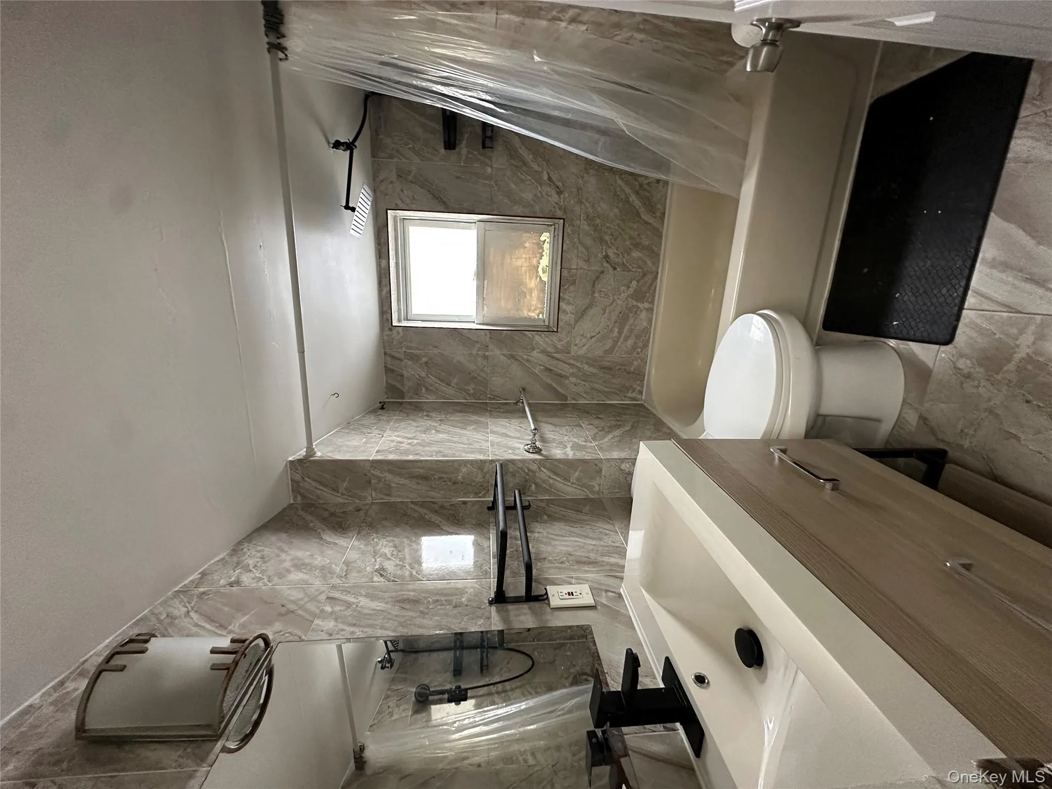3324 89th Street, New York, NY, 3 Bedrooms Bedrooms, 5 Rooms Rooms,1 BathroomBathrooms,Residential Lease,For Rent,89th,0,966041 3324 89th Street, New York, NY, 3 Bedrooms Bedrooms, 5 Rooms Rooms,1 BathroomBathrooms,Residential Lease,For Rent,89th,0,966041