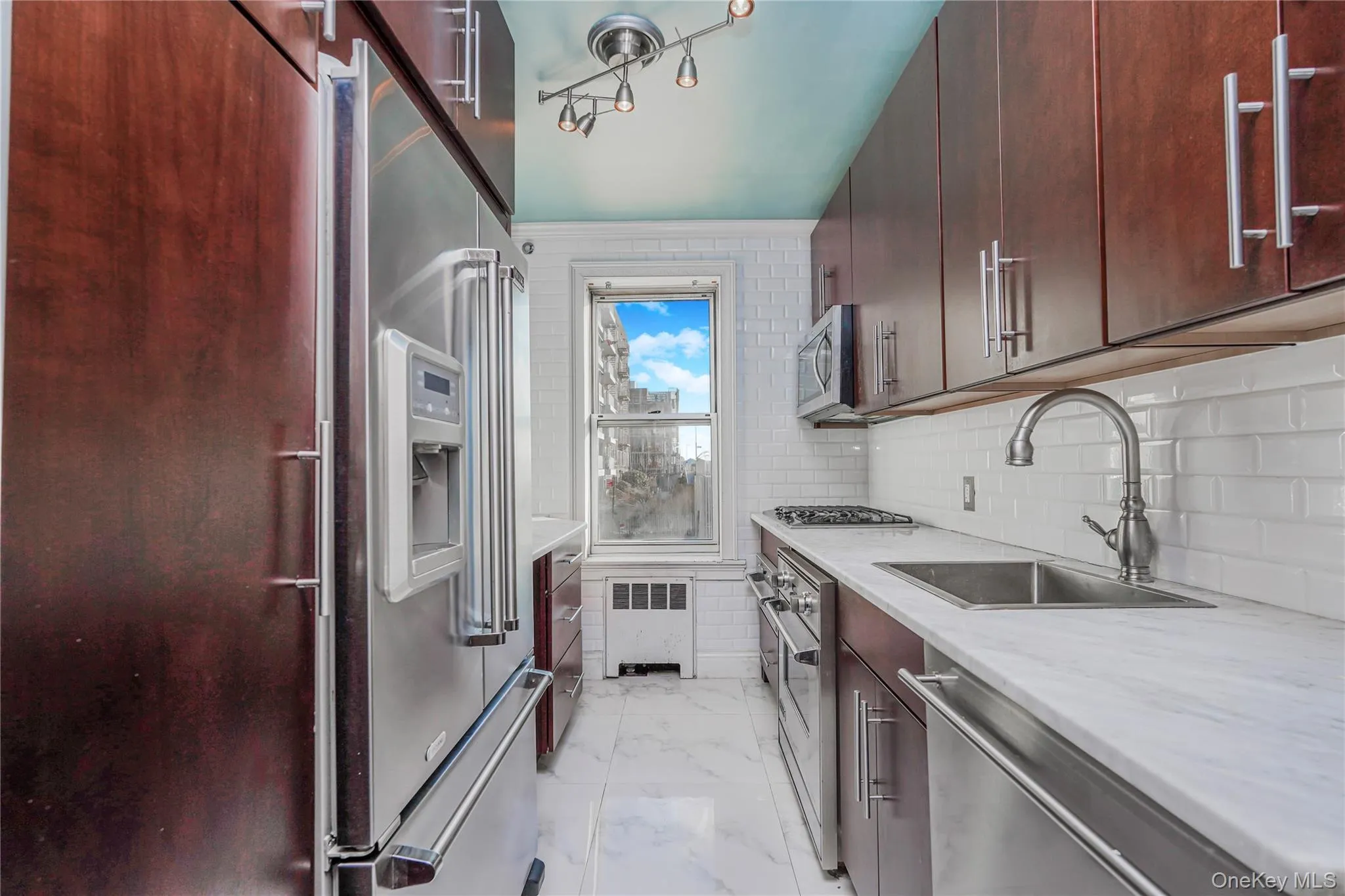 12116 Ocean Promenade, New York, NY, 1 Bedroom Bedrooms, 4 Rooms Rooms,1 BathroomBathrooms,Residential,For Rent,Ocean Promenade,0,966067 12116 Ocean Promenade, New York, NY, 1 Bedroom Bedrooms, 4 Rooms Rooms,1 BathroomBathrooms,Residential,For Rent,Ocean Promenade,0,966067