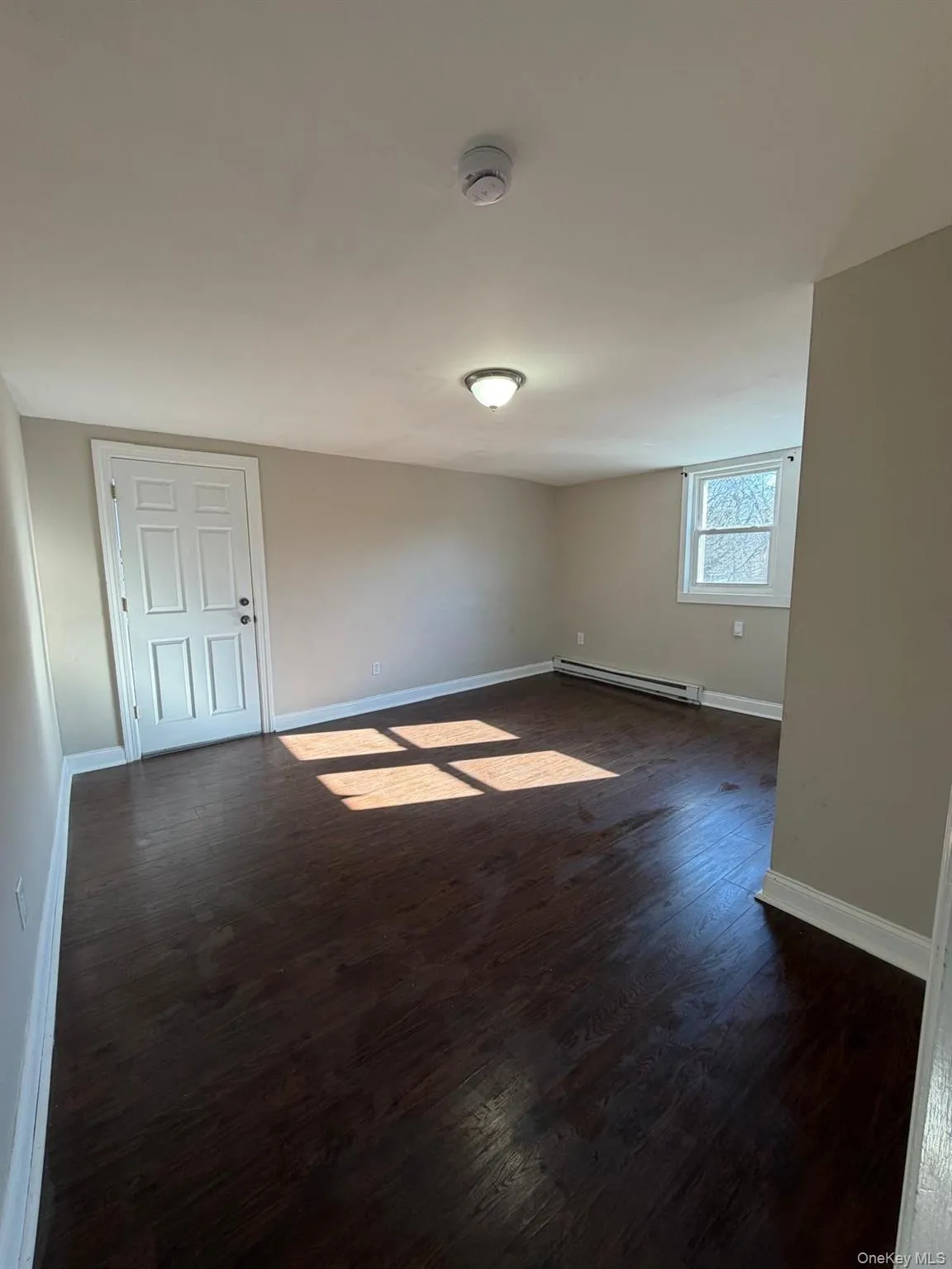 13 Hammersley Avenue, Poughkeepsie, NY, 2 Bedrooms Bedrooms, 4 Rooms Rooms,1 BathroomBathrooms,Residential Lease,For Rent,Hammersley,0,966071 13 Hammersley Avenue, Poughkeepsie, NY, 2 Bedrooms Bedrooms, 4 Rooms Rooms,1 BathroomBathrooms,Residential Lease,For Rent,Hammersley,0,966071