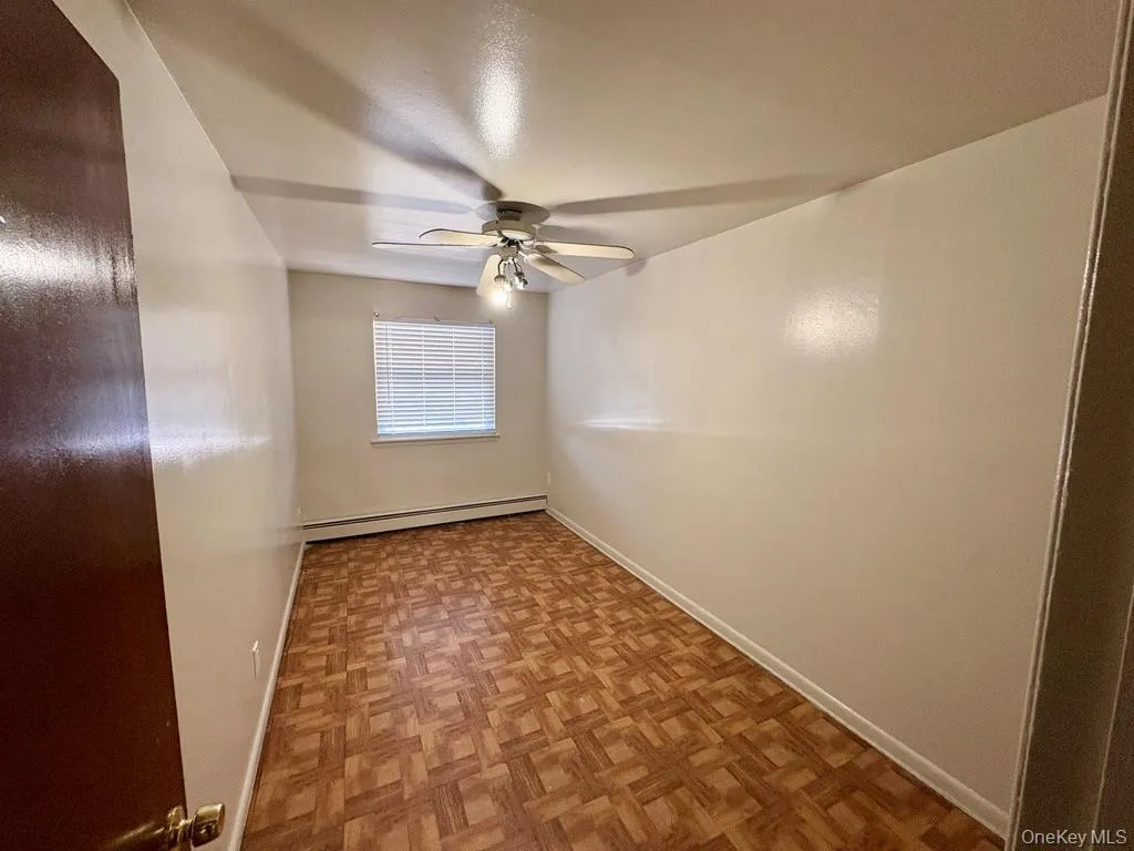 1264 Metcalf Avenue, New York, NY, 3 Bedrooms Bedrooms, 6 Rooms Rooms,1 BathroomBathrooms,Residential Lease,For Rent,Metcalf,0,966081 1264 Metcalf Avenue, New York, NY, 3 Bedrooms Bedrooms, 6 Rooms Rooms,1 BathroomBathrooms,Residential Lease,For Rent,Metcalf,0,966081