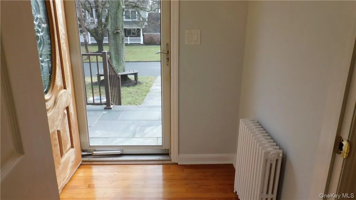 10 Nauraushaun Road, Orangetown, NY, 3 Bedrooms Bedrooms, 7 Rooms Rooms,2 BathroomsBathrooms,Residential Lease,For Rent,Nauraushaun,0,966092 10 Nauraushaun Road, Orangetown, NY, 3 Bedrooms Bedrooms, 7 Rooms Rooms,2 BathroomsBathrooms,Residential Lease,For Rent,Nauraushaun,0,966092