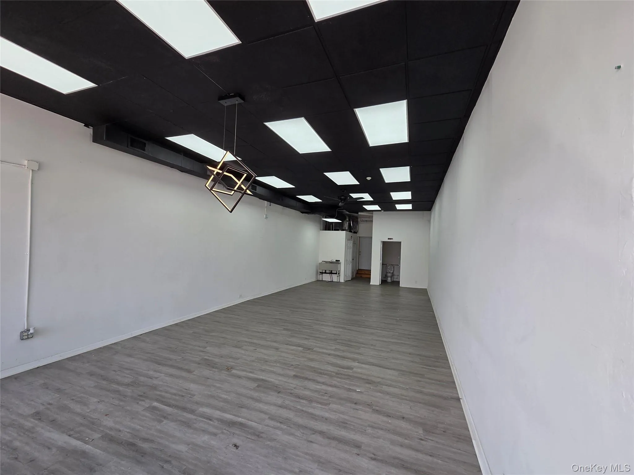 82 Route 303, Orangetown, NY, ,Commercial Lease,For Rent,Route 303,0,966101 82 Route 303, Orangetown, NY, ,Commercial Lease,For Rent,Route 303,0,966101