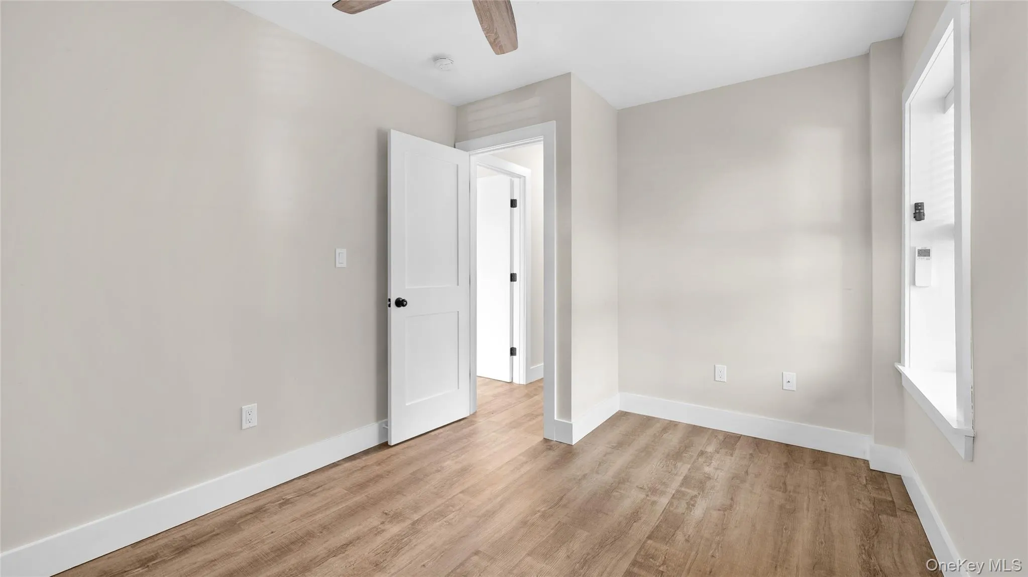 Secondary comfortable bedroom. Secondary comfortable bedroom.