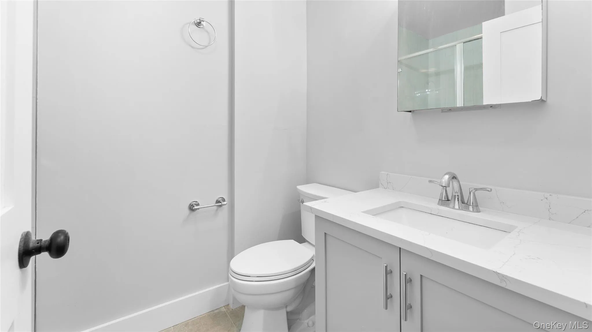 Hallway full bath. Hallway full bath.