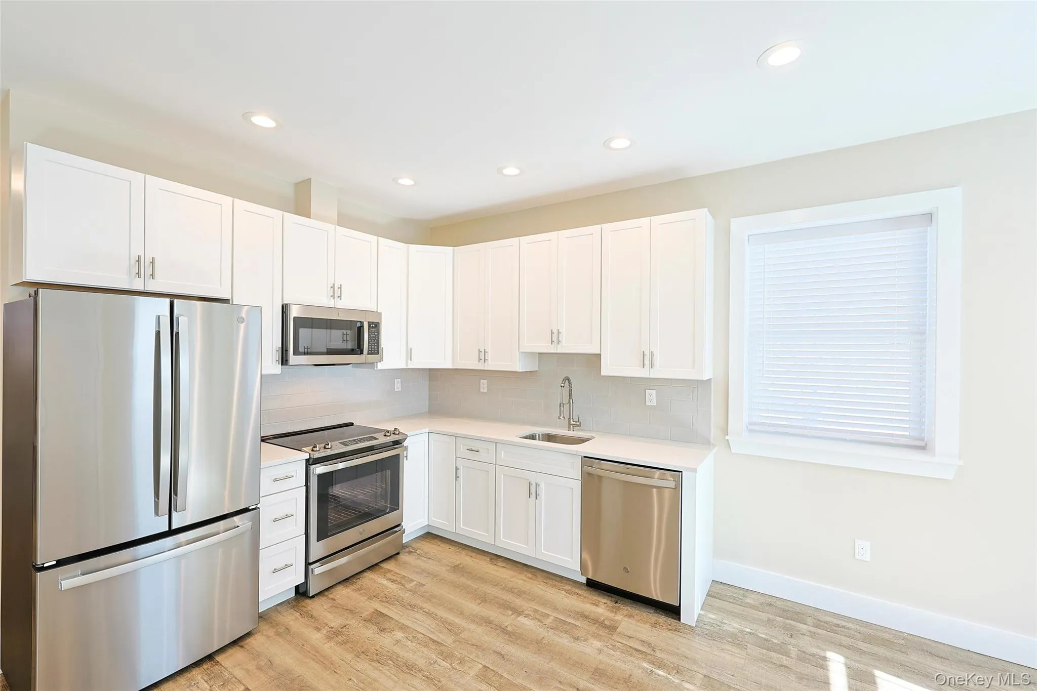 197 grand Street, Cortlandt, NY, 2 Bedrooms Bedrooms, 6 Rooms Rooms,2 BathroomsBathrooms,Residential Lease,For Rent,grand,0,966104 197 grand Street, Cortlandt, NY, 2 Bedrooms Bedrooms, 6 Rooms Rooms,2 BathroomsBathrooms,Residential Lease,For Rent,grand,0,966104