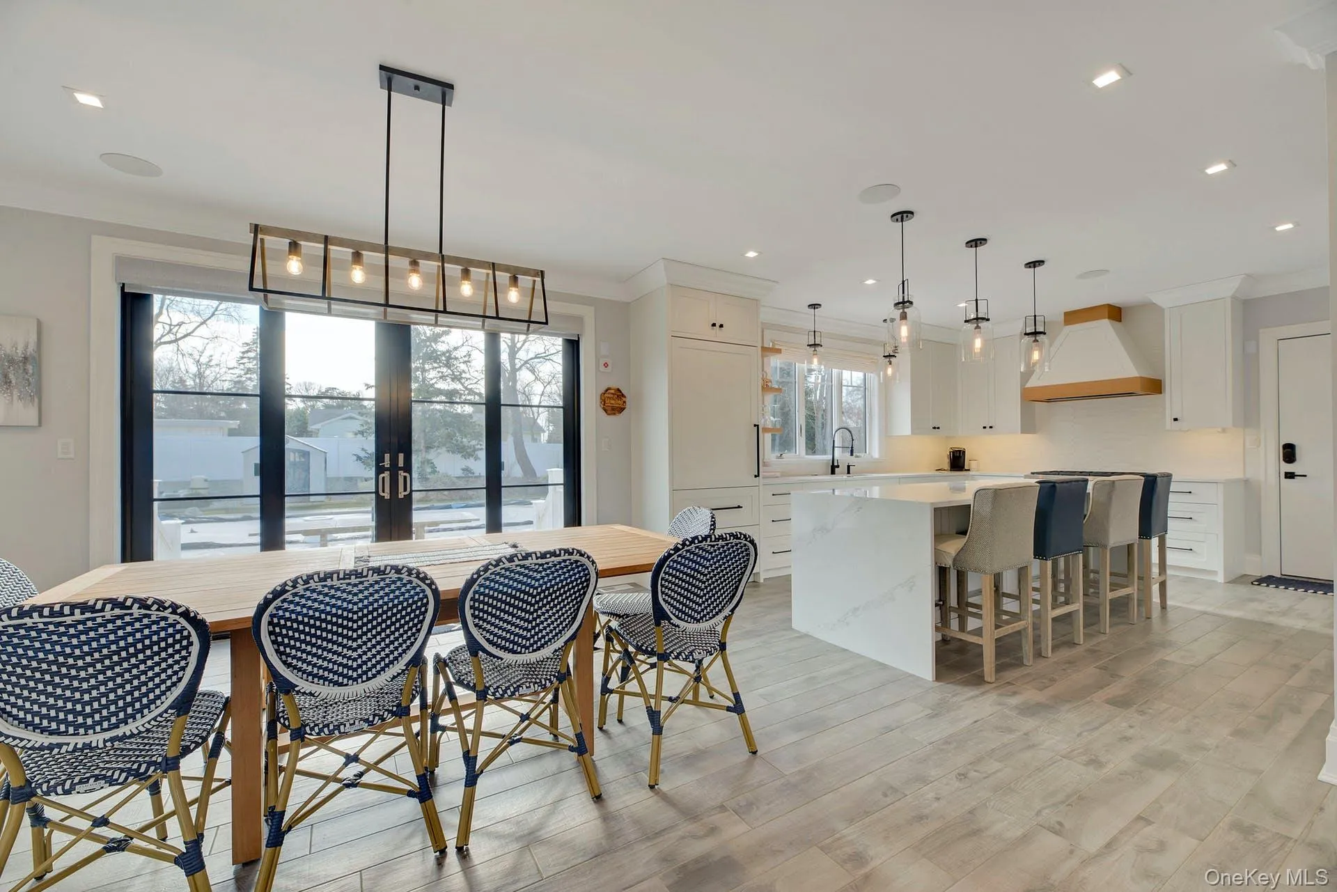 165 Marine Place, Southold, NY, 4 Bedrooms Bedrooms, 9 Rooms Rooms,4 BathroomsBathrooms,Residential Lease,For Rent,Marine,0,966114 165 Marine Place, Southold, NY, 4 Bedrooms Bedrooms, 9 Rooms Rooms,4 BathroomsBathrooms,Residential Lease,For Rent,Marine,0,966114