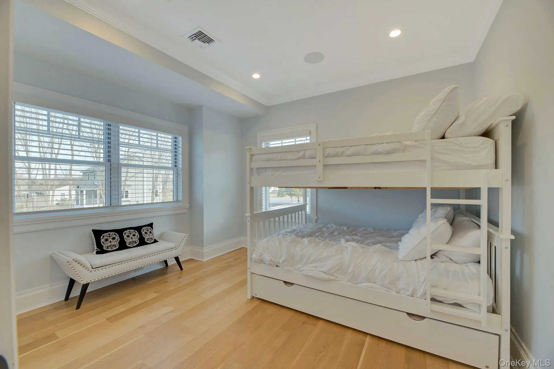 165 Marine Place, Southold, NY, 4 Bedrooms Bedrooms, 9 Rooms Rooms,4 BathroomsBathrooms,Residential Lease,For Rent,Marine,0,966114 165 Marine Place, Southold, NY, 4 Bedrooms Bedrooms, 9 Rooms Rooms,4 BathroomsBathrooms,Residential Lease,For Rent,Marine,0,966114