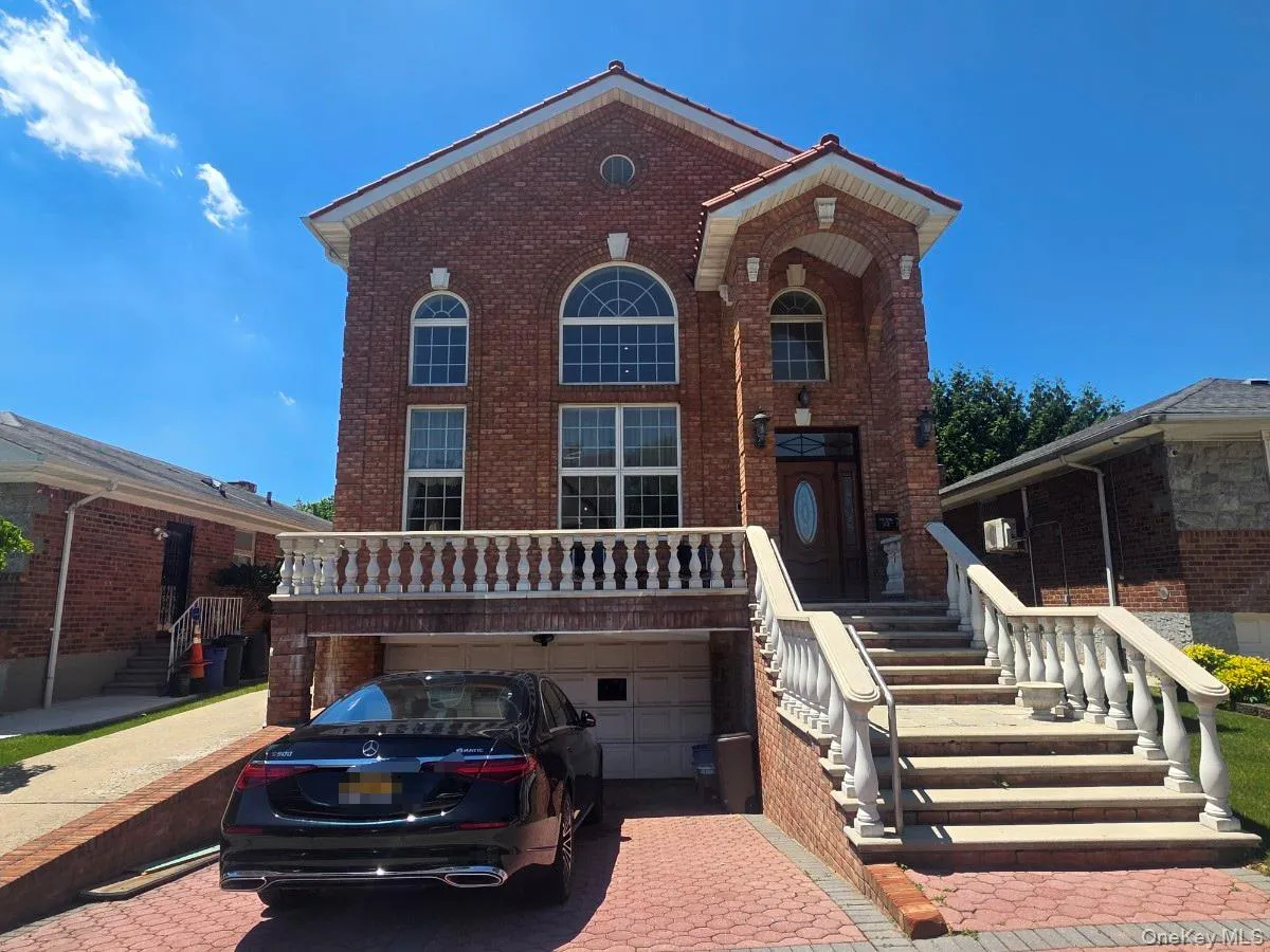 35-62 168th Street, New York, NY, 3 Bedrooms Bedrooms, 7 Rooms Rooms,2 BathroomsBathrooms,Residential,For Rent,168th,0,KEY966137 35-62 168th Street, New York, NY, 3 Bedrooms Bedrooms, 7 Rooms Rooms,2 BathroomsBathrooms,Residential,For Rent,168th,0,KEY966137