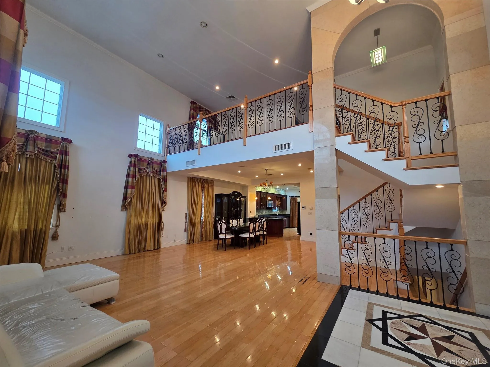 35-62 168th Street, New York, NY, 3 Bedrooms Bedrooms, 7 Rooms Rooms,2 BathroomsBathrooms,Residential,For Rent,168th,0,966137 35-62 168th Street, New York, NY, 3 Bedrooms Bedrooms, 7 Rooms Rooms,2 BathroomsBathrooms,Residential,For Rent,168th,0,966137