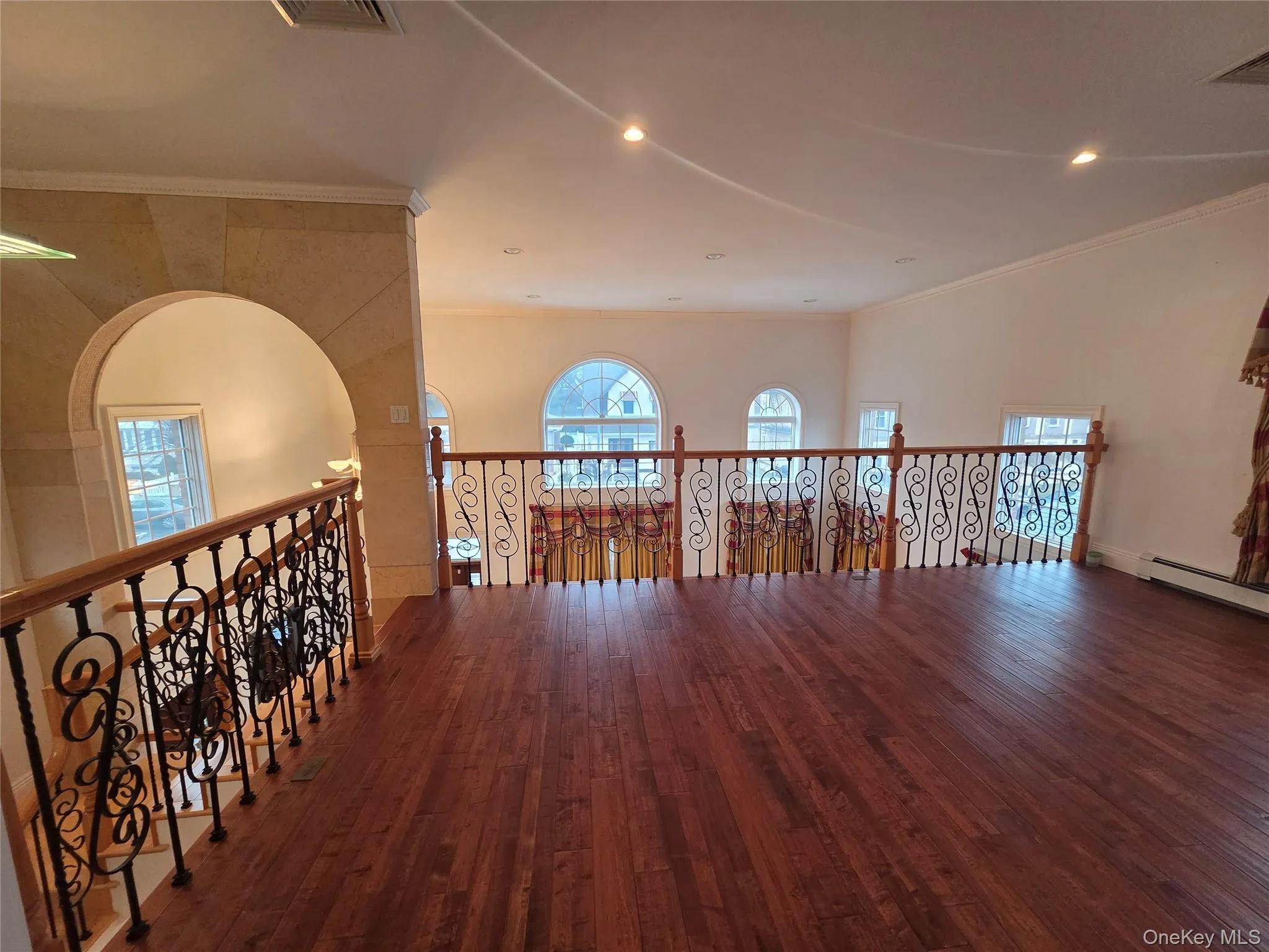 35-62 168th Street, New York, NY, 3 Bedrooms Bedrooms, 7 Rooms Rooms,2 BathroomsBathrooms,Residential,For Rent,168th,0,966137 35-62 168th Street, New York, NY, 3 Bedrooms Bedrooms, 7 Rooms Rooms,2 BathroomsBathrooms,Residential,For Rent,168th,0,966137