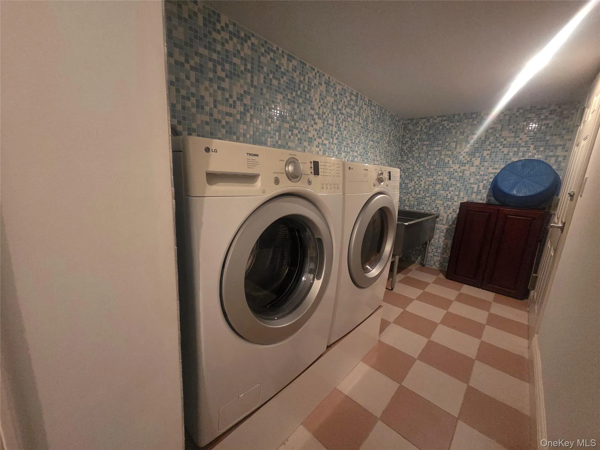 35-62 168th Street, New York, NY, 3 Bedrooms Bedrooms, 7 Rooms Rooms,2 BathroomsBathrooms,Residential,For Rent,168th,0,KEY966137 35-62 168th Street, New York, NY, 3 Bedrooms Bedrooms, 7 Rooms Rooms,2 BathroomsBathrooms,Residential,For Rent,168th,0,KEY966137