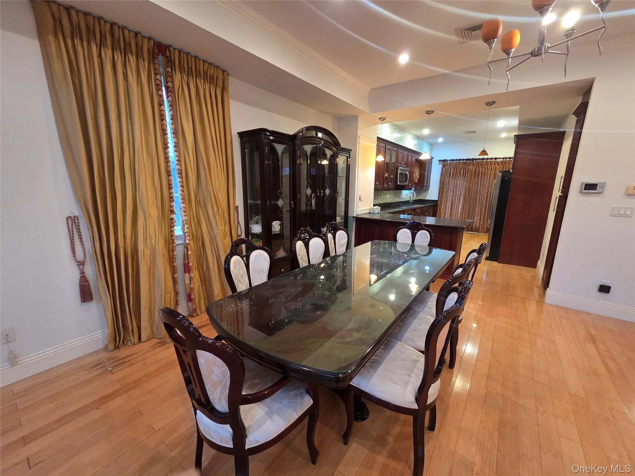 35-62 168th Street, New York, NY, 3 Bedrooms Bedrooms, 7 Rooms Rooms,2 BathroomsBathrooms,Residential,For Rent,168th,0,KEY966137 35-62 168th Street, New York, NY, 3 Bedrooms Bedrooms, 7 Rooms Rooms,2 BathroomsBathrooms,Residential,For Rent,168th,0,KEY966137