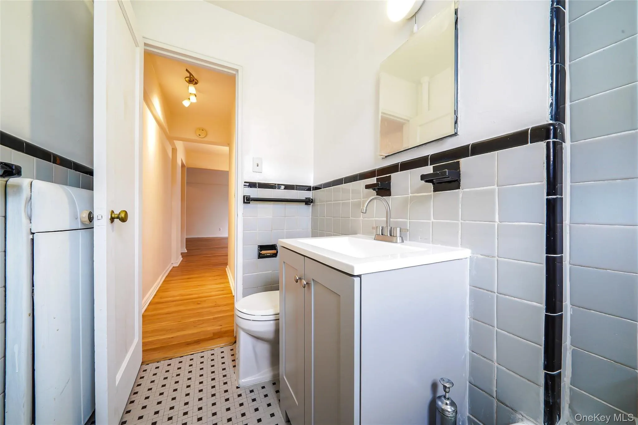 1 Fisher Drive, Mount Vernon, NY, 1 Bedroom Bedrooms, 4 Rooms Rooms,1 BathroomBathrooms,Residential,For Rent,Fisher Drive,0,966149 1 Fisher Drive, Mount Vernon, NY, 1 Bedroom Bedrooms, 4 Rooms Rooms,1 BathroomBathrooms,Residential,For Rent,Fisher Drive,0,966149