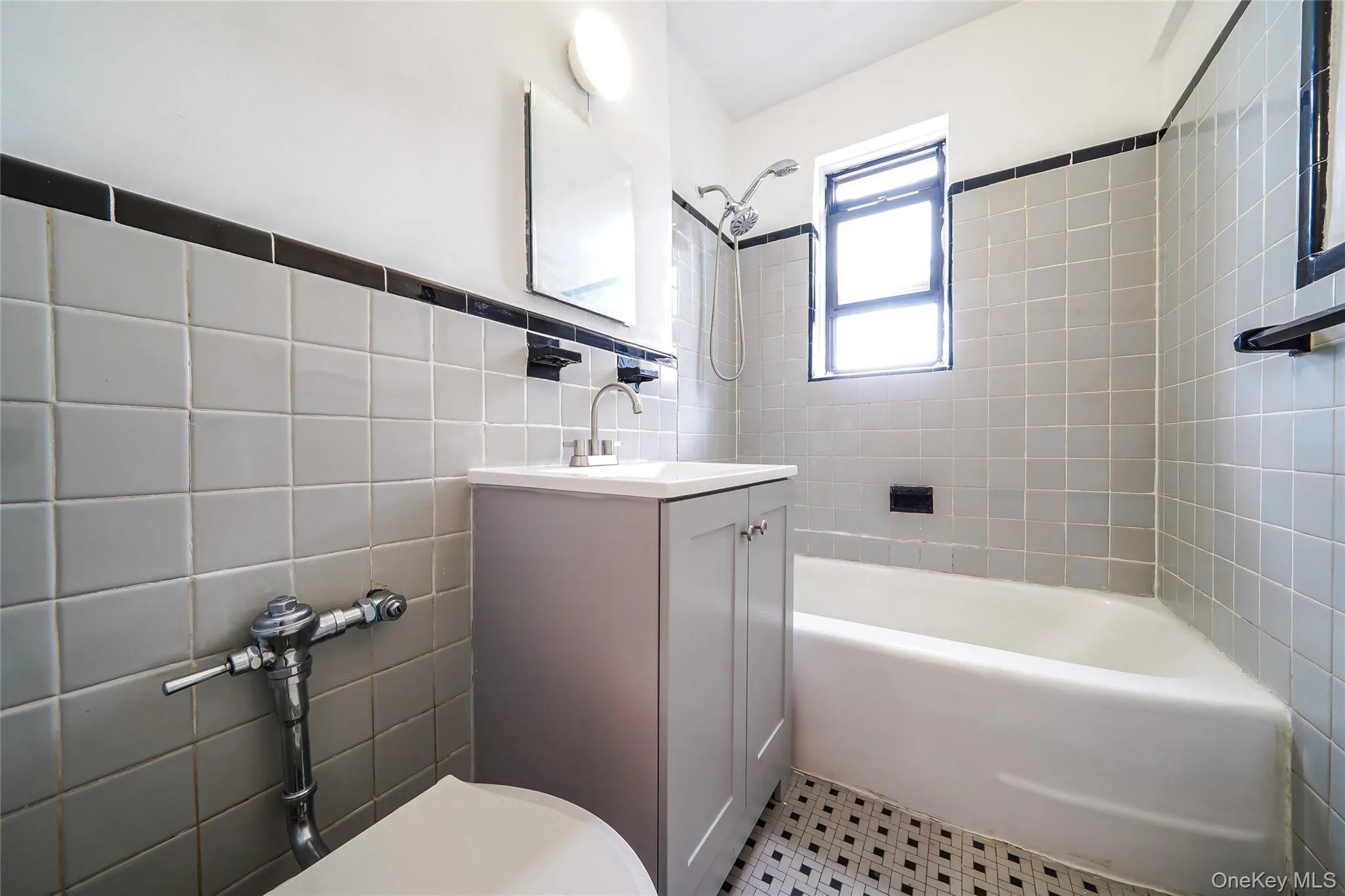 1 Fisher Drive, Mount Vernon, NY, 1 Bedroom Bedrooms, 4 Rooms Rooms,1 BathroomBathrooms,Residential,For Rent,Fisher Drive,0,966149 1 Fisher Drive, Mount Vernon, NY, 1 Bedroom Bedrooms, 4 Rooms Rooms,1 BathroomBathrooms,Residential,For Rent,Fisher Drive,0,966149