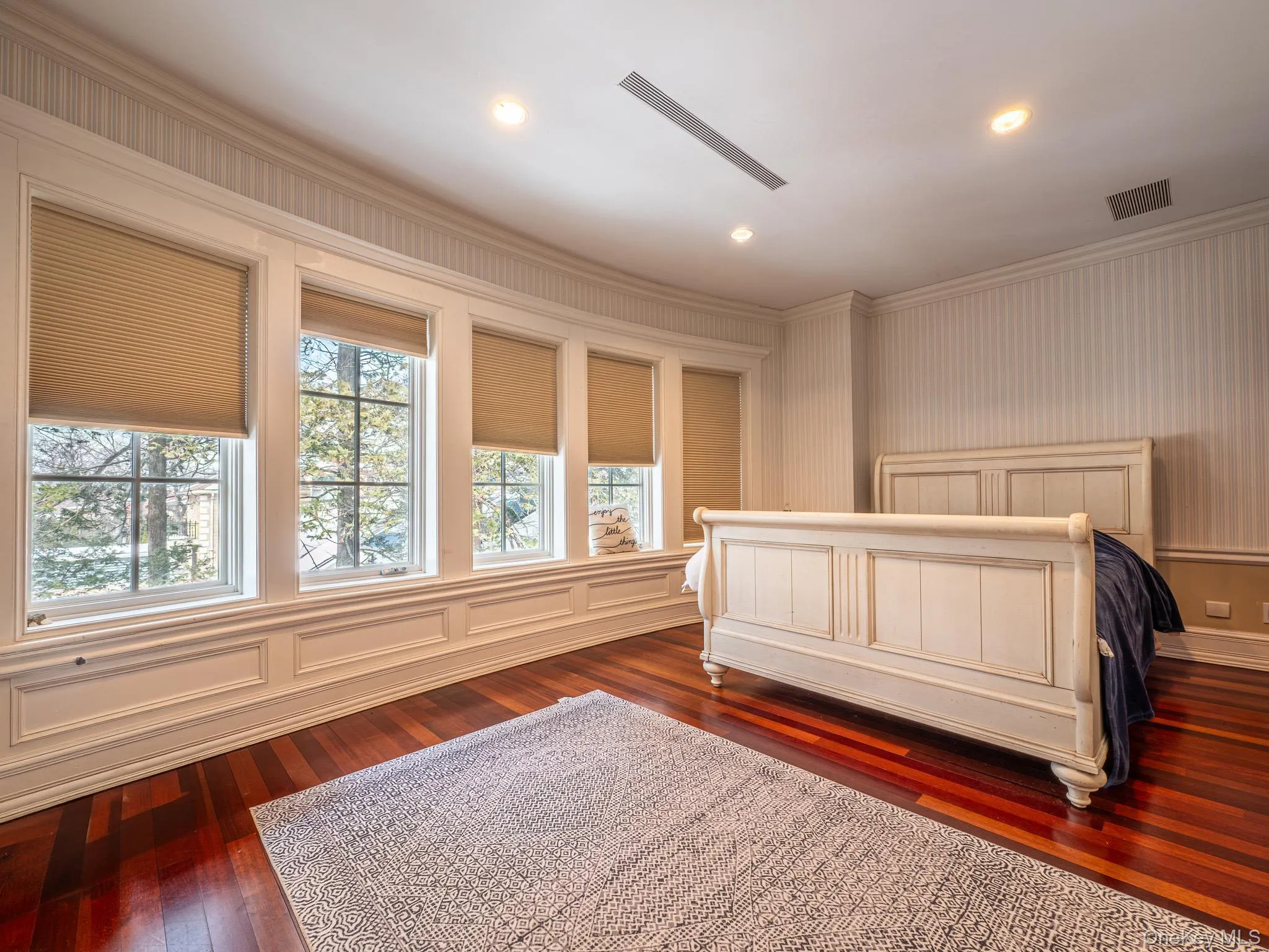 18461 Radnor Road, New York, NY, 5 Bedrooms Bedrooms, 20 Rooms Rooms,7 BathroomsBathrooms,Residential,For Rent,Radnor,0,966166 18461 Radnor Road, New York, NY, 5 Bedrooms Bedrooms, 20 Rooms Rooms,7 BathroomsBathrooms,Residential,For Rent,Radnor,0,966166
