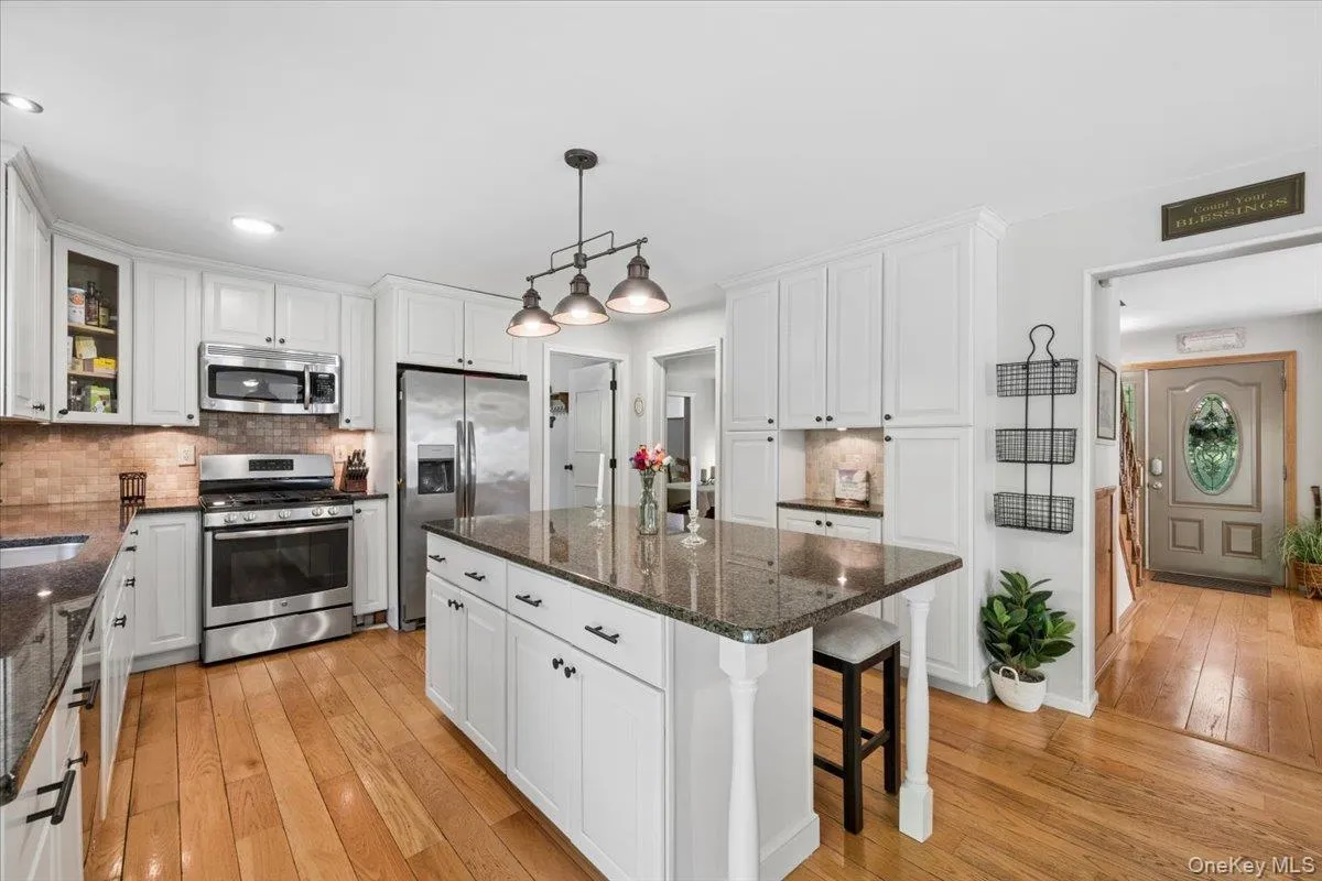 27 Pugsley Parkway, Cortlandt, NY, 3 Bedrooms Bedrooms, 10 Rooms Rooms,3 BathroomsBathrooms,Residential,For Rent,Pugsley,0,966174 27 Pugsley Parkway, Cortlandt, NY, 3 Bedrooms Bedrooms, 10 Rooms Rooms,3 BathroomsBathrooms,Residential,For Rent,Pugsley,0,966174