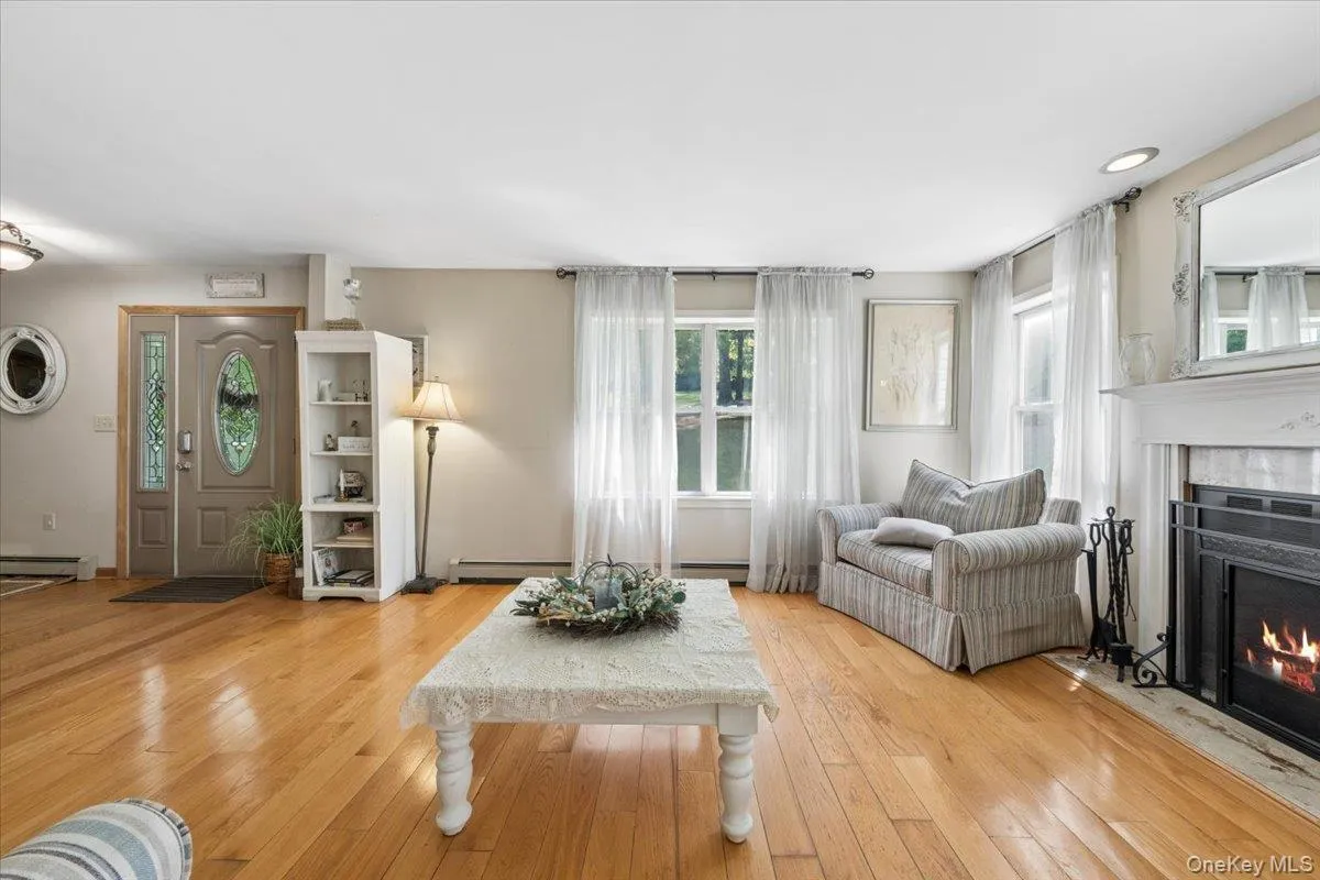 27 Pugsley Parkway, Cortlandt, NY, 3 Bedrooms Bedrooms, 10 Rooms Rooms,3 BathroomsBathrooms,Residential,For Rent,Pugsley,0,966174 27 Pugsley Parkway, Cortlandt, NY, 3 Bedrooms Bedrooms, 10 Rooms Rooms,3 BathroomsBathrooms,Residential,For Rent,Pugsley,0,966174