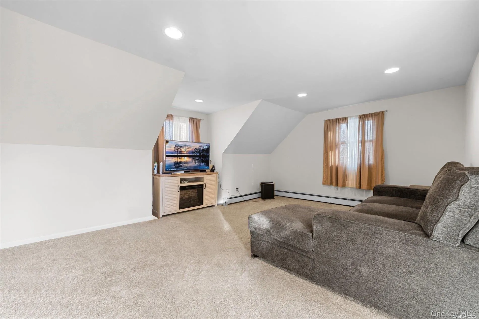 733 14th Street, West Babylon, NY, 2 Bedrooms Bedrooms, 4 Rooms Rooms,1 BathroomBathrooms,Residential Lease,For Rent,14th,0,966209 733 14th Street, West Babylon, NY, 2 Bedrooms Bedrooms, 4 Rooms Rooms,1 BathroomBathrooms,Residential Lease,For Rent,14th,0,966209