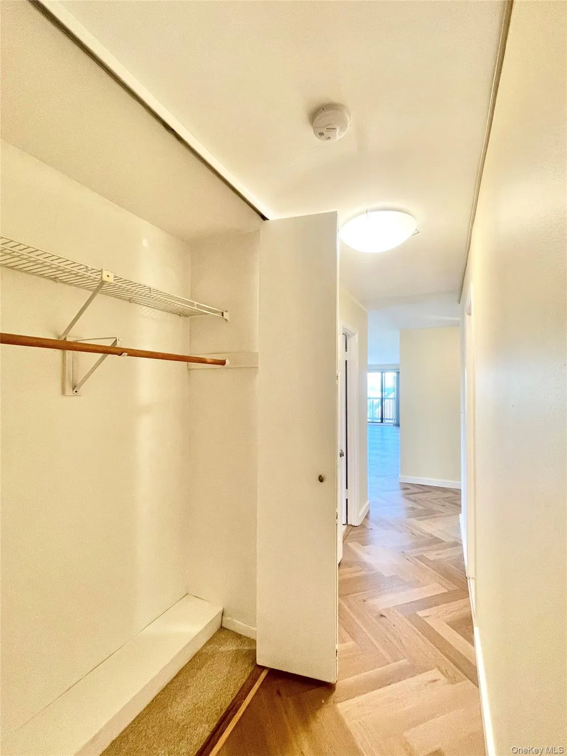 12 Bond Street, North Hempstead, NY, 2 Bedrooms Bedrooms, 5 Rooms Rooms,2 BathroomsBathrooms,Residential Lease,For Rent,Bond,0,966218 12 Bond Street, North Hempstead, NY, 2 Bedrooms Bedrooms, 5 Rooms Rooms,2 BathroomsBathrooms,Residential Lease,For Rent,Bond,0,966218