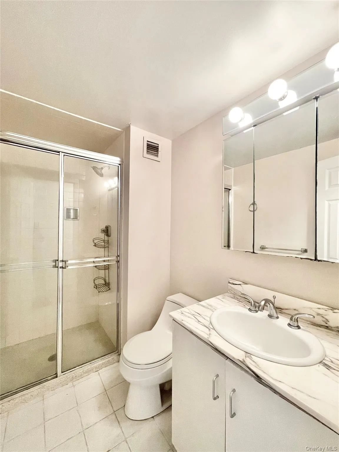 12 Bond Street, North Hempstead, NY, 2 Bedrooms Bedrooms, 5 Rooms Rooms,2 BathroomsBathrooms,Residential Lease,For Rent,Bond,0,966218 12 Bond Street, North Hempstead, NY, 2 Bedrooms Bedrooms, 5 Rooms Rooms,2 BathroomsBathrooms,Residential Lease,For Rent,Bond,0,966218