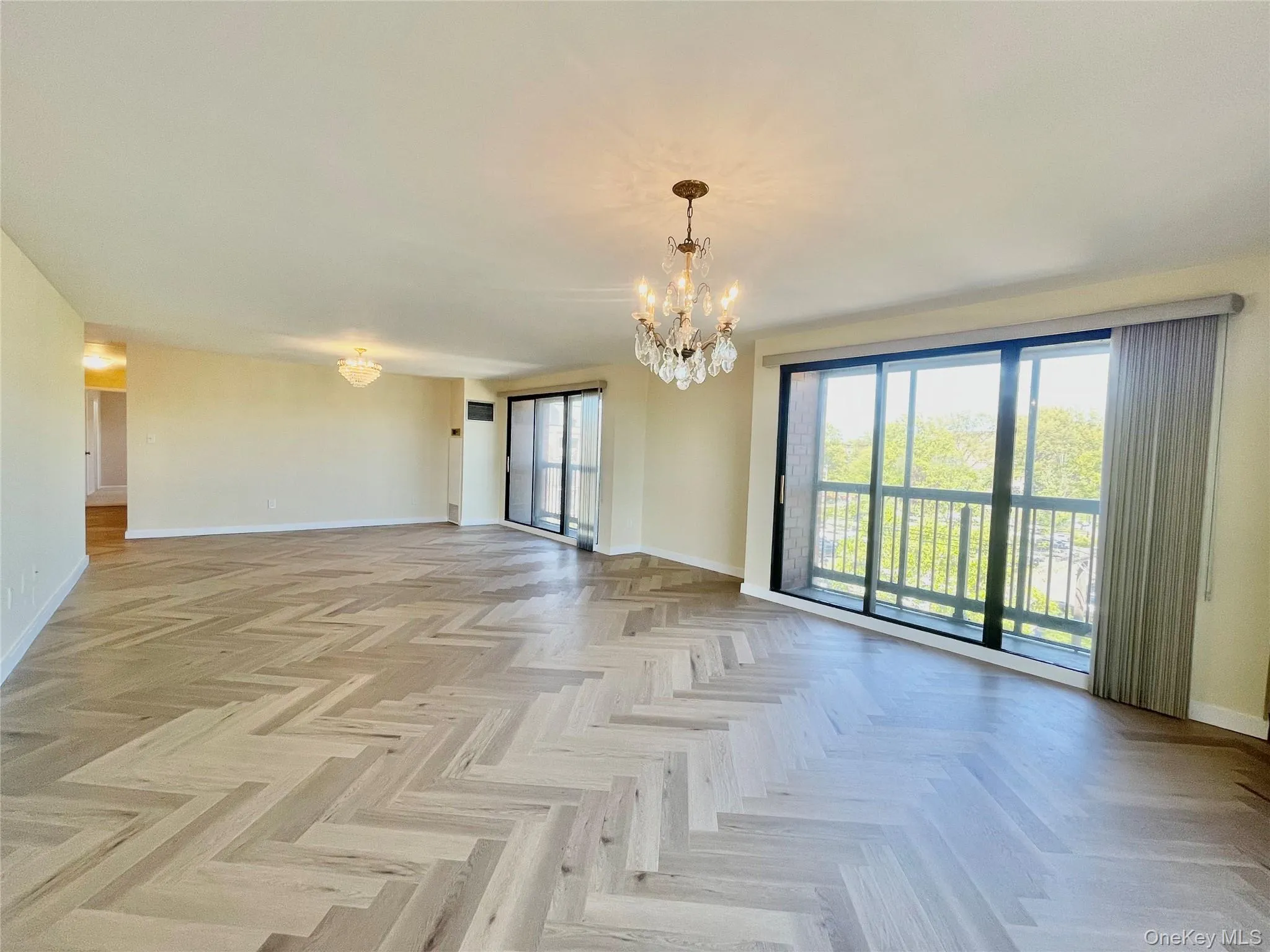 12 Bond Street, North Hempstead, NY, 2 Bedrooms Bedrooms, 5 Rooms Rooms,2 BathroomsBathrooms,Residential Lease,For Rent,Bond,0,966218 12 Bond Street, North Hempstead, NY, 2 Bedrooms Bedrooms, 5 Rooms Rooms,2 BathroomsBathrooms,Residential Lease,For Rent,Bond,0,966218