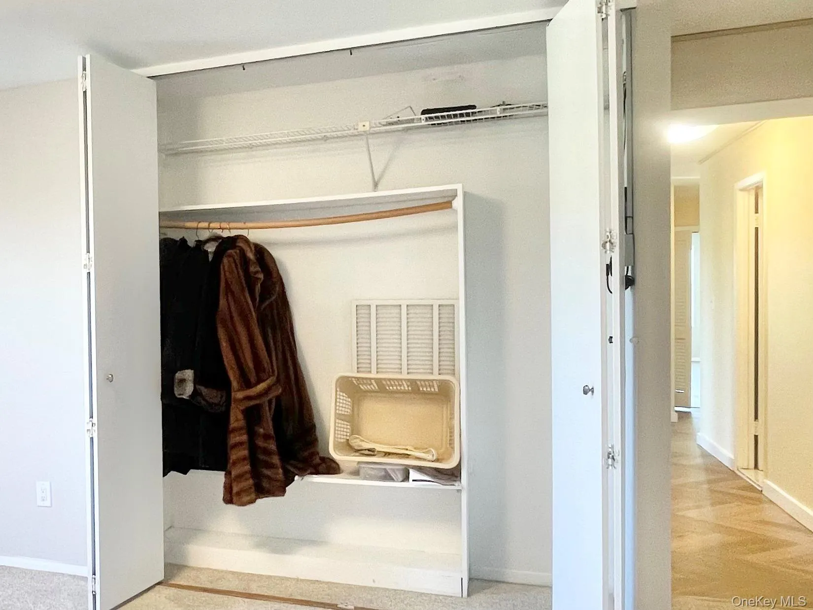 12 Bond Street, North Hempstead, NY, 2 Bedrooms Bedrooms, 5 Rooms Rooms,2 BathroomsBathrooms,Residential Lease,For Rent,Bond,0,966218 12 Bond Street, North Hempstead, NY, 2 Bedrooms Bedrooms, 5 Rooms Rooms,2 BathroomsBathrooms,Residential Lease,For Rent,Bond,0,966218