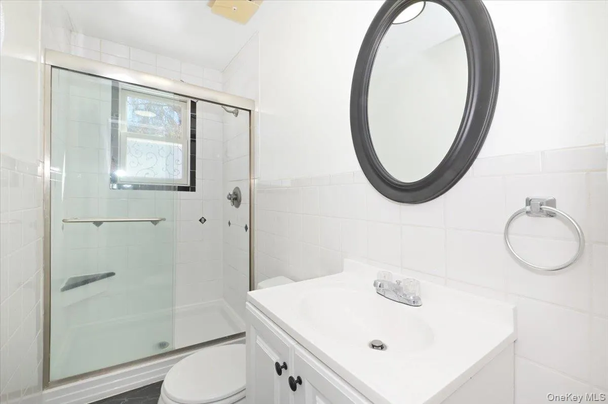 62 Bayside Avenue, Babylon, NY, 4 Bedrooms Bedrooms, 8 Rooms Rooms,3 BathroomsBathrooms,Residential,For Rent,Bayside,0,966229 62 Bayside Avenue, Babylon, NY, 4 Bedrooms Bedrooms, 8 Rooms Rooms,3 BathroomsBathrooms,Residential,For Rent,Bayside,0,966229