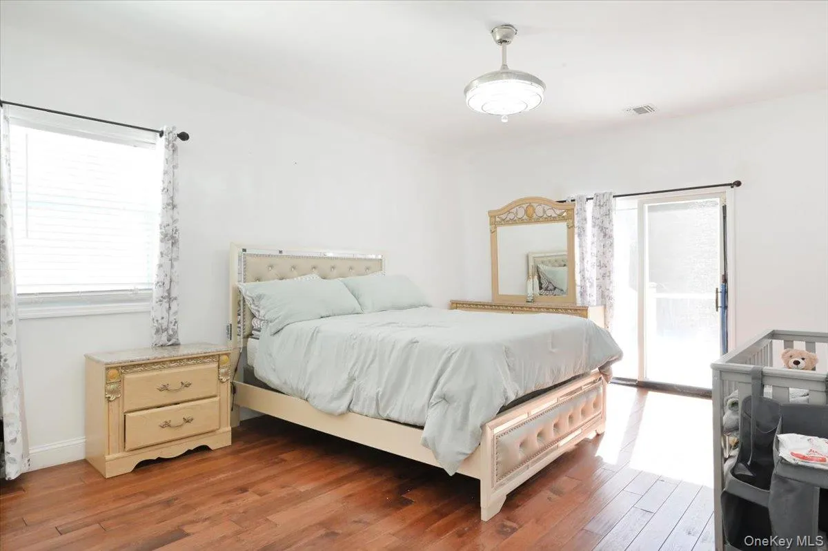 62 Bayside Avenue, Babylon, NY, 4 Bedrooms Bedrooms, 8 Rooms Rooms,3 BathroomsBathrooms,Residential,For Rent,Bayside,0,KEY966229 62 Bayside Avenue, Babylon, NY, 4 Bedrooms Bedrooms, 8 Rooms Rooms,3 BathroomsBathrooms,Residential,For Rent,Bayside,0,KEY966229