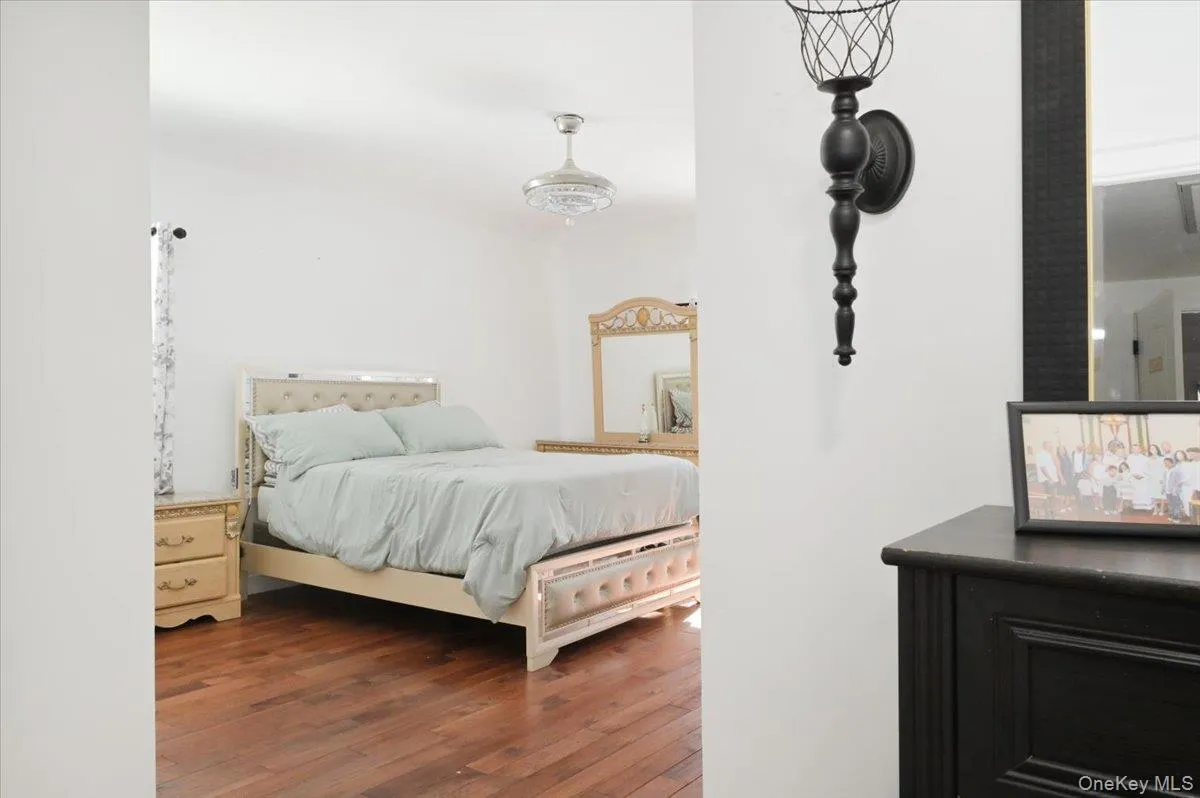 62 Bayside Avenue, Babylon, NY, 4 Bedrooms Bedrooms, 8 Rooms Rooms,3 BathroomsBathrooms,Residential,For Rent,Bayside,0,966229 62 Bayside Avenue, Babylon, NY, 4 Bedrooms Bedrooms, 8 Rooms Rooms,3 BathroomsBathrooms,Residential,For Rent,Bayside,0,966229
