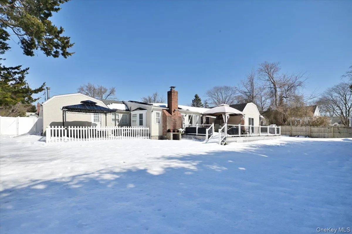 62 Bayside Avenue, Babylon, NY, 4 Bedrooms Bedrooms, 8 Rooms Rooms,3 BathroomsBathrooms,Residential,For Rent,Bayside,0,966229 62 Bayside Avenue, Babylon, NY, 4 Bedrooms Bedrooms, 8 Rooms Rooms,3 BathroomsBathrooms,Residential,For Rent,Bayside,0,966229