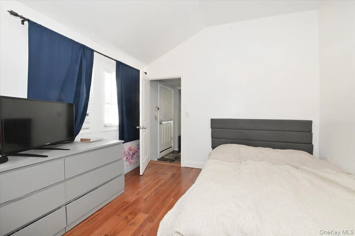 62 Bayside Avenue, Babylon, NY, 4 Bedrooms Bedrooms, 8 Rooms Rooms,3 BathroomsBathrooms,Residential,For Rent,Bayside,0,966229 62 Bayside Avenue, Babylon, NY, 4 Bedrooms Bedrooms, 8 Rooms Rooms,3 BathroomsBathrooms,Residential,For Rent,Bayside,0,966229