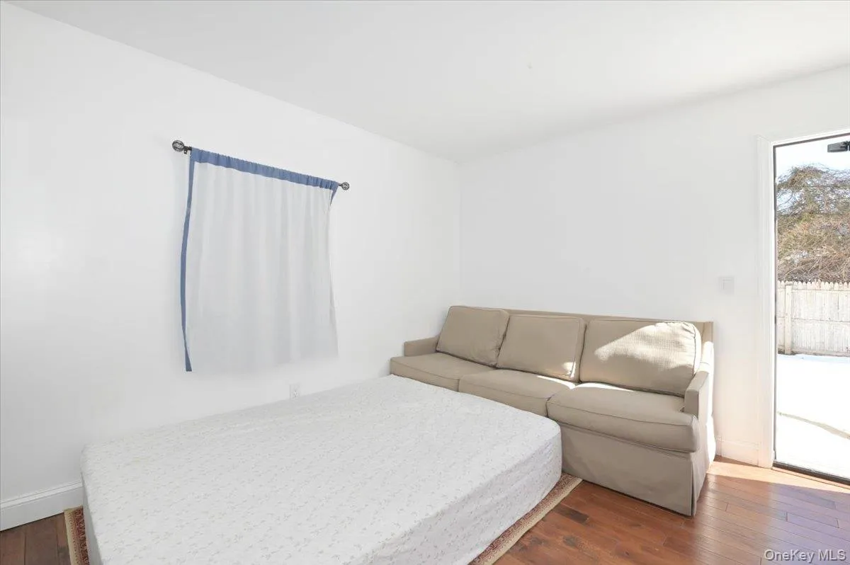 62 Bayside Avenue, Babylon, NY, 4 Bedrooms Bedrooms, 8 Rooms Rooms,3 BathroomsBathrooms,Residential,For Rent,Bayside,0,KEY966229 62 Bayside Avenue, Babylon, NY, 4 Bedrooms Bedrooms, 8 Rooms Rooms,3 BathroomsBathrooms,Residential,For Rent,Bayside,0,KEY966229