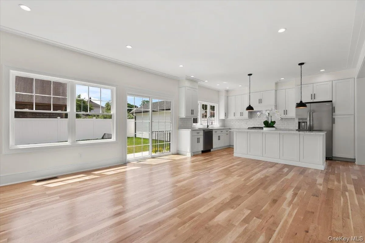 51 Willis Avenue, Oyster Bay, NY, 5 Bedrooms Bedrooms, 9 Rooms Rooms,3 BathroomsBathrooms,Residential,For Rent,Willis,0,966235 51 Willis Avenue, Oyster Bay, NY, 5 Bedrooms Bedrooms, 9 Rooms Rooms,3 BathroomsBathrooms,Residential,For Rent,Willis,0,966235