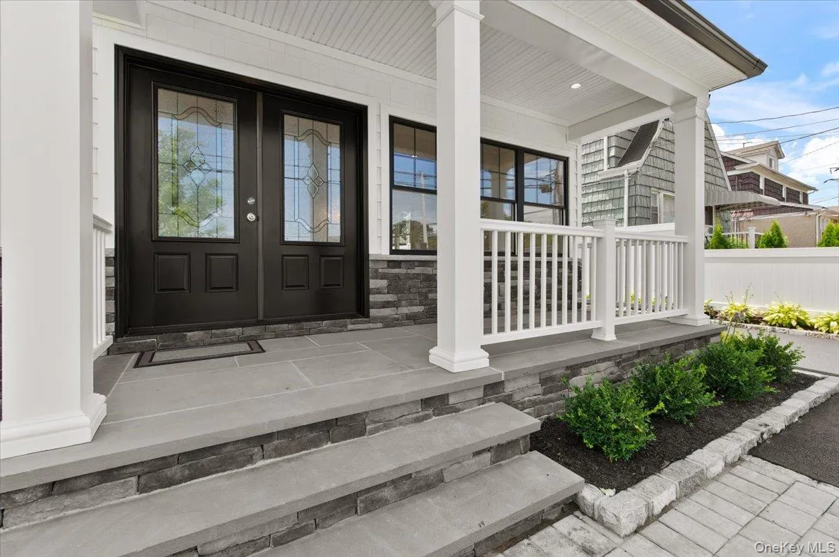 51 Willis Avenue, Oyster Bay, NY, 5 Bedrooms Bedrooms, 9 Rooms Rooms,3 BathroomsBathrooms,Residential,For Rent,Willis,0,966235 51 Willis Avenue, Oyster Bay, NY, 5 Bedrooms Bedrooms, 9 Rooms Rooms,3 BathroomsBathrooms,Residential,For Rent,Willis,0,966235