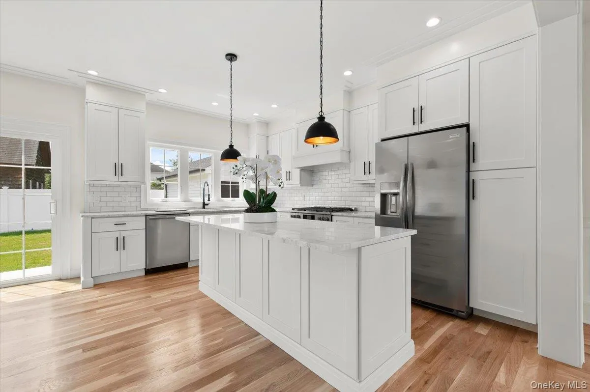 51 Willis Avenue, Oyster Bay, NY, 5 Bedrooms Bedrooms, 9 Rooms Rooms,3 BathroomsBathrooms,Residential,For Rent,Willis,0,966235 51 Willis Avenue, Oyster Bay, NY, 5 Bedrooms Bedrooms, 9 Rooms Rooms,3 BathroomsBathrooms,Residential,For Rent,Willis,0,966235