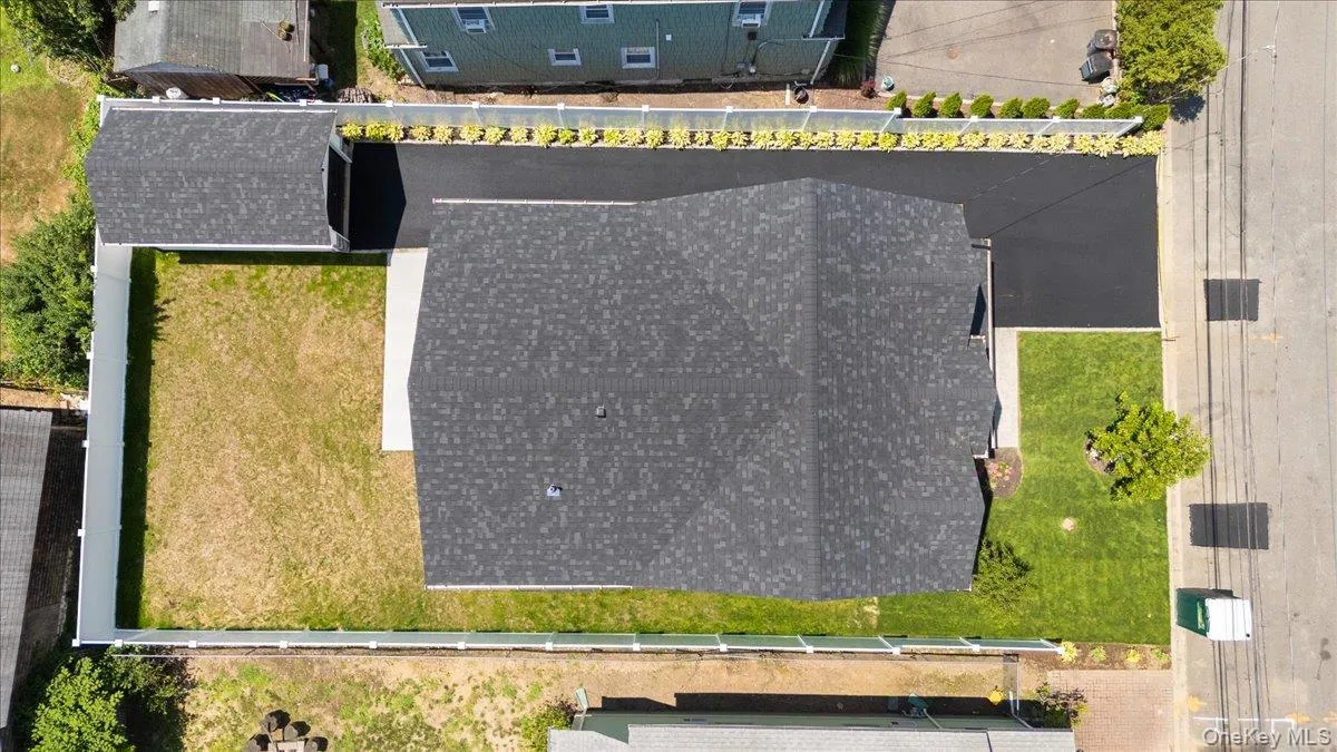 51 Willis Avenue, Oyster Bay, NY, 5 Bedrooms Bedrooms, 9 Rooms Rooms,3 BathroomsBathrooms,Residential,For Rent,Willis,0,966235 51 Willis Avenue, Oyster Bay, NY, 5 Bedrooms Bedrooms, 9 Rooms Rooms,3 BathroomsBathrooms,Residential,For Rent,Willis,0,966235