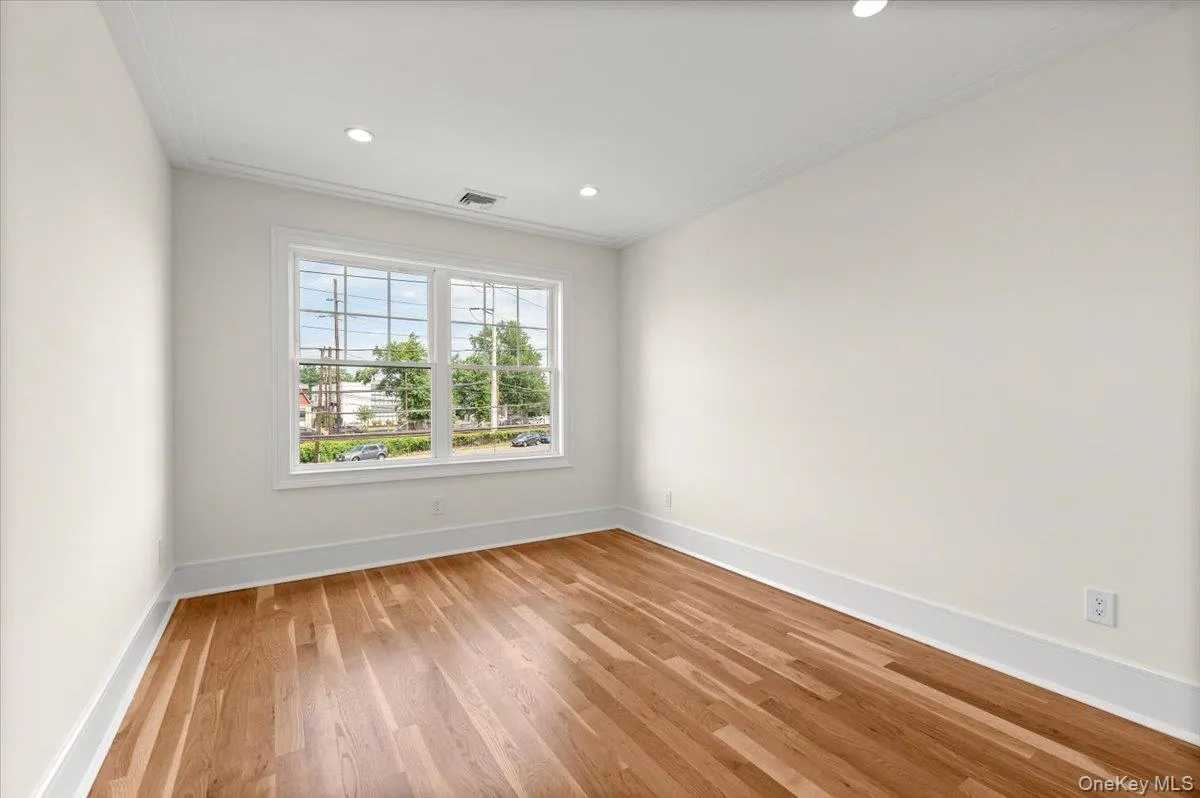 51 Willis Avenue, Oyster Bay, NY, 5 Bedrooms Bedrooms, 9 Rooms Rooms,3 BathroomsBathrooms,Residential,For Rent,Willis,0,966235 51 Willis Avenue, Oyster Bay, NY, 5 Bedrooms Bedrooms, 9 Rooms Rooms,3 BathroomsBathrooms,Residential,For Rent,Willis,0,966235