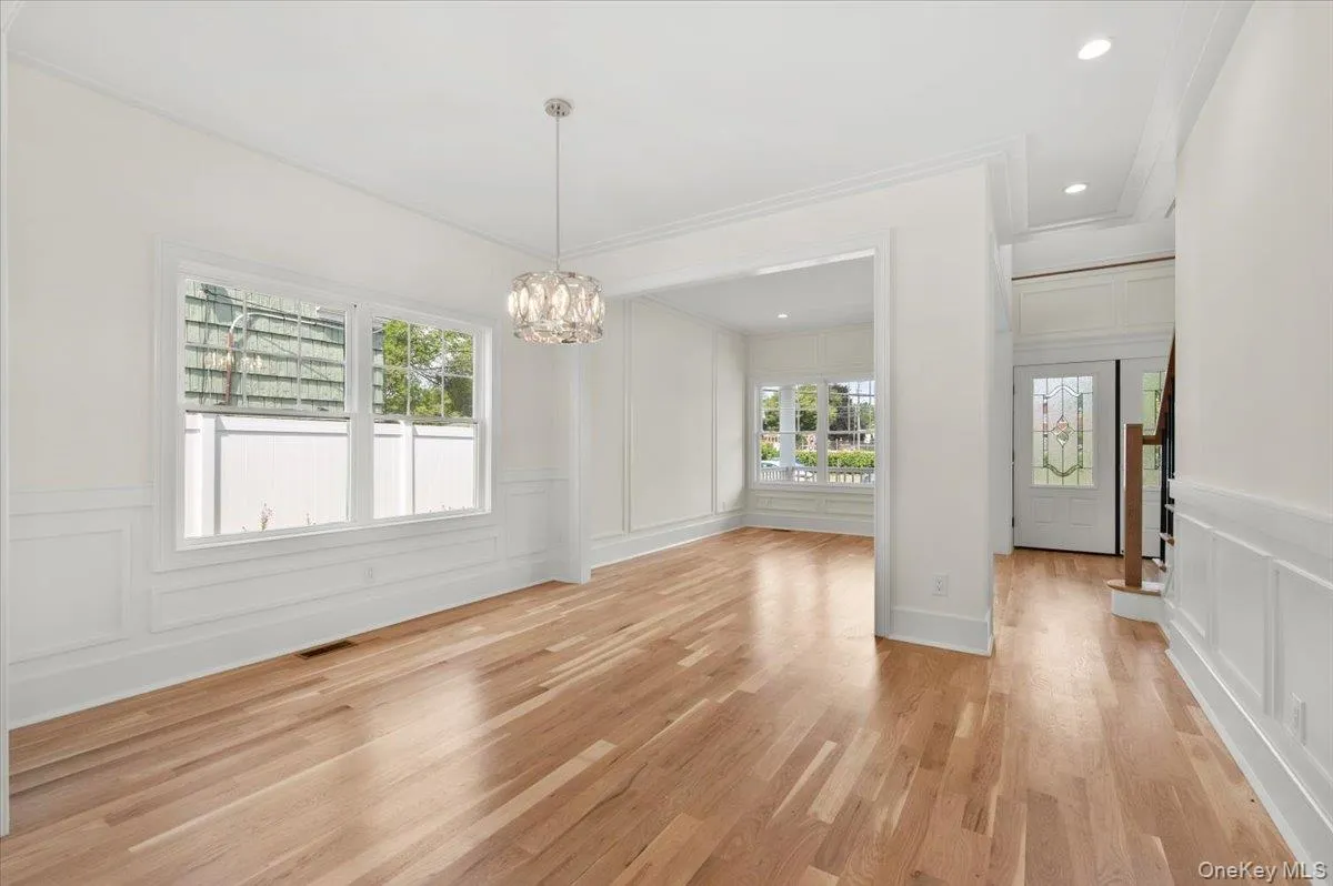 51 Willis Avenue, Oyster Bay, NY, 5 Bedrooms Bedrooms, 9 Rooms Rooms,3 BathroomsBathrooms,Residential,For Rent,Willis,0,966235 51 Willis Avenue, Oyster Bay, NY, 5 Bedrooms Bedrooms, 9 Rooms Rooms,3 BathroomsBathrooms,Residential,For Rent,Willis,0,966235
