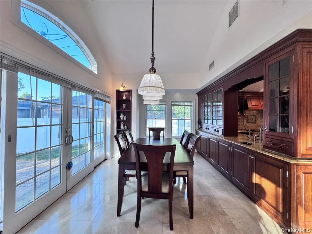 35 Moss Lane, Oyster Bay, NY, 4 Bedrooms Bedrooms, 12 Rooms Rooms,4 BathroomsBathrooms,Residential,For Rent,Moss,0,966278 35 Moss Lane, Oyster Bay, NY, 4 Bedrooms Bedrooms, 12 Rooms Rooms,4 BathroomsBathrooms,Residential,For Rent,Moss,0,966278