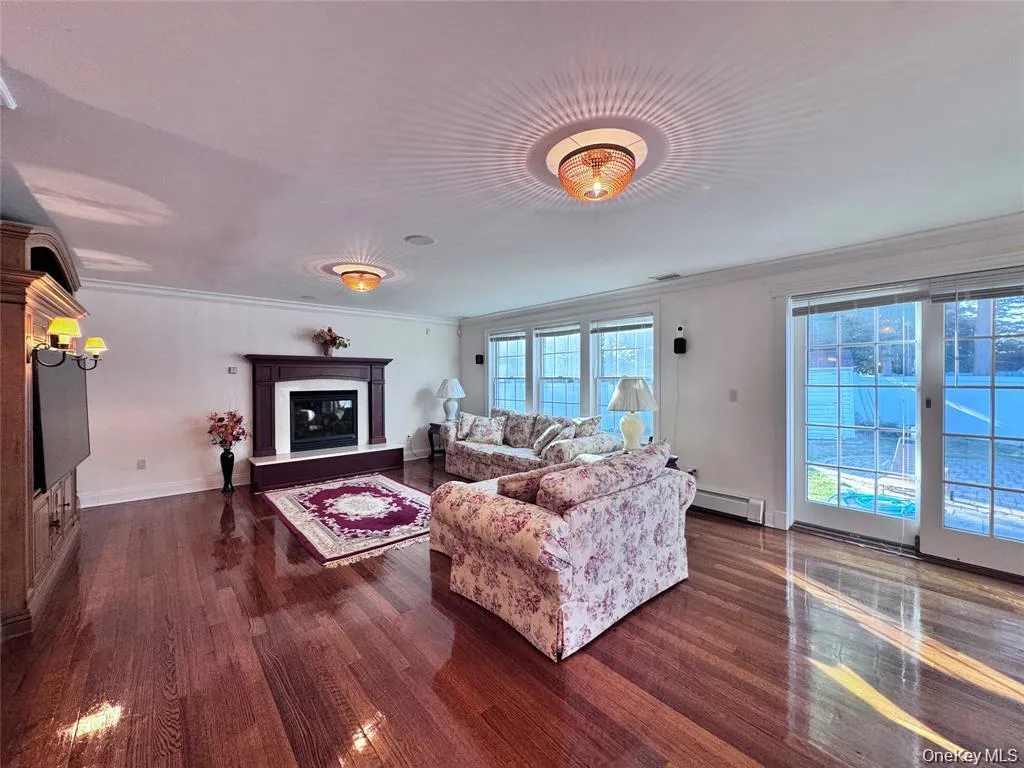 35 Moss Lane, Oyster Bay, NY, 4 Bedrooms Bedrooms, 12 Rooms Rooms,4 BathroomsBathrooms,Residential,For Rent,Moss,0,966278 35 Moss Lane, Oyster Bay, NY, 4 Bedrooms Bedrooms, 12 Rooms Rooms,4 BathroomsBathrooms,Residential,For Rent,Moss,0,966278