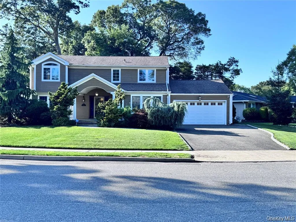 35 Moss Lane, Oyster Bay, NY, 4 Bedrooms Bedrooms, 12 Rooms Rooms,4 BathroomsBathrooms,Residential,For Rent,Moss,0,966278 35 Moss Lane, Oyster Bay, NY, 4 Bedrooms Bedrooms, 12 Rooms Rooms,4 BathroomsBathrooms,Residential,For Rent,Moss,0,966278