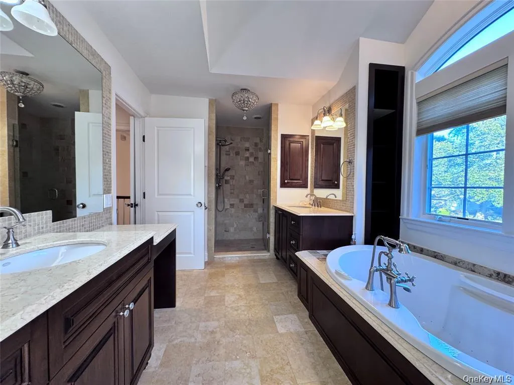 35 Moss Lane, Oyster Bay, NY, 4 Bedrooms Bedrooms, 12 Rooms Rooms,4 BathroomsBathrooms,Residential,For Rent,Moss,0,966278 35 Moss Lane, Oyster Bay, NY, 4 Bedrooms Bedrooms, 12 Rooms Rooms,4 BathroomsBathrooms,Residential,For Rent,Moss,0,966278