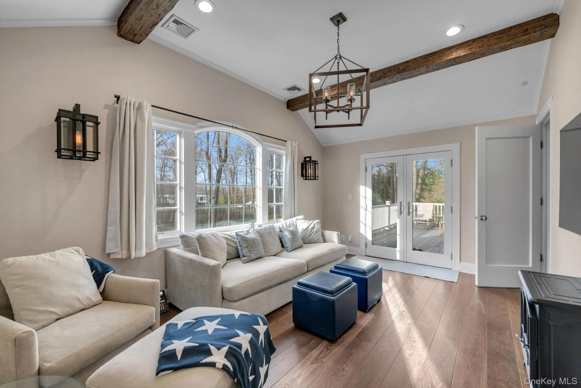 32 Old House Lane, North Hempstead, NY, 6 Bedrooms Bedrooms, 14 Rooms Rooms,5 BathroomsBathrooms,Residential,For Rent,Old House,0,966279 32 Old House Lane, North Hempstead, NY, 6 Bedrooms Bedrooms, 14 Rooms Rooms,5 BathroomsBathrooms,Residential,For Rent,Old House,0,966279