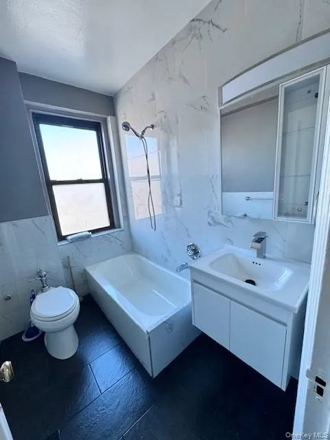 300 Main Street, White Plains, NY, 1 Bedroom Bedrooms, 3 Rooms Rooms,1 BathroomBathrooms,Residential Lease,For Rent,Main,0,966281 300 Main Street, White Plains, NY, 1 Bedroom Bedrooms, 3 Rooms Rooms,1 BathroomBathrooms,Residential Lease,For Rent,Main,0,966281